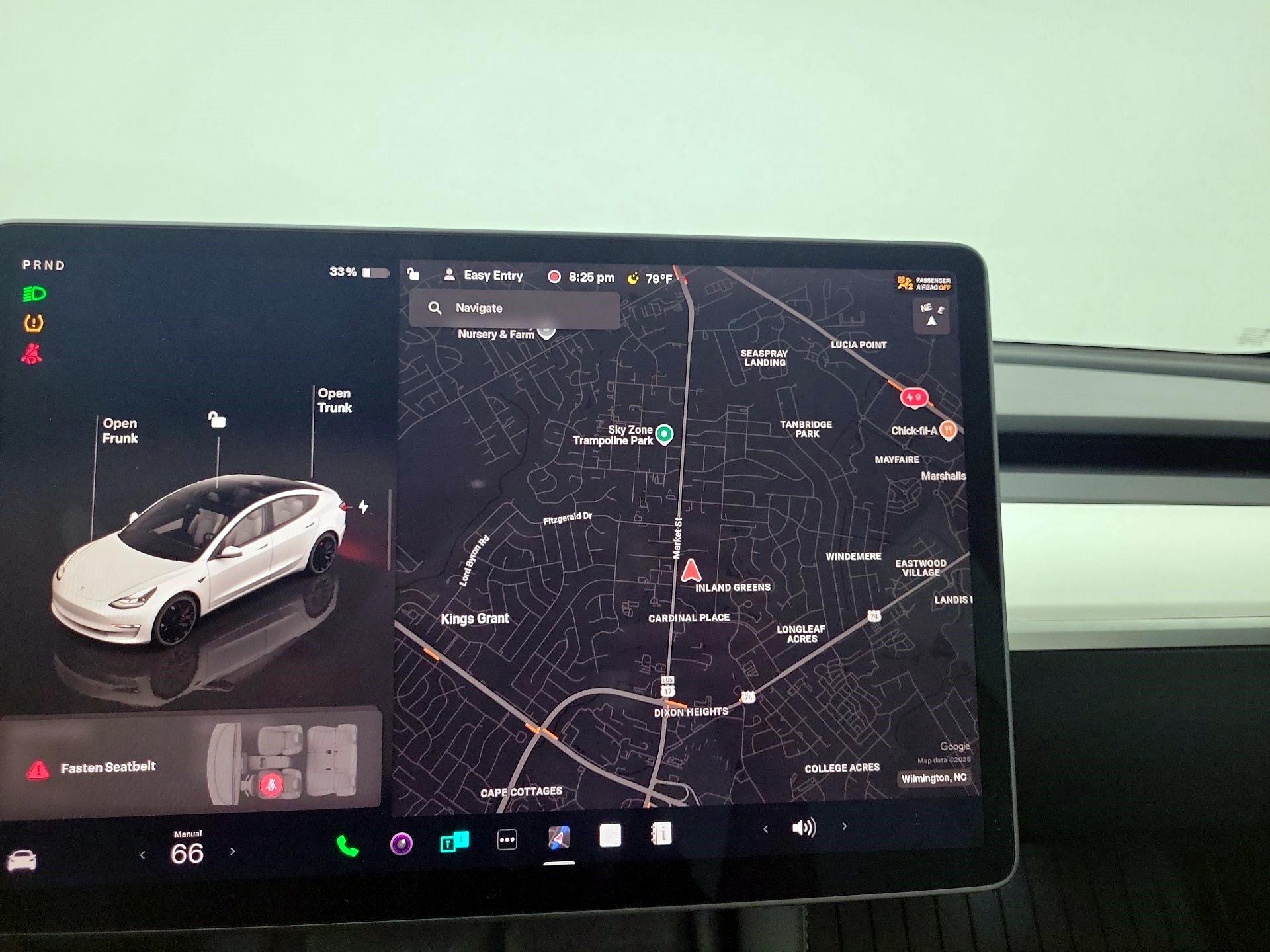 Thumbnail: 2023 Tesla Model 3 - 11