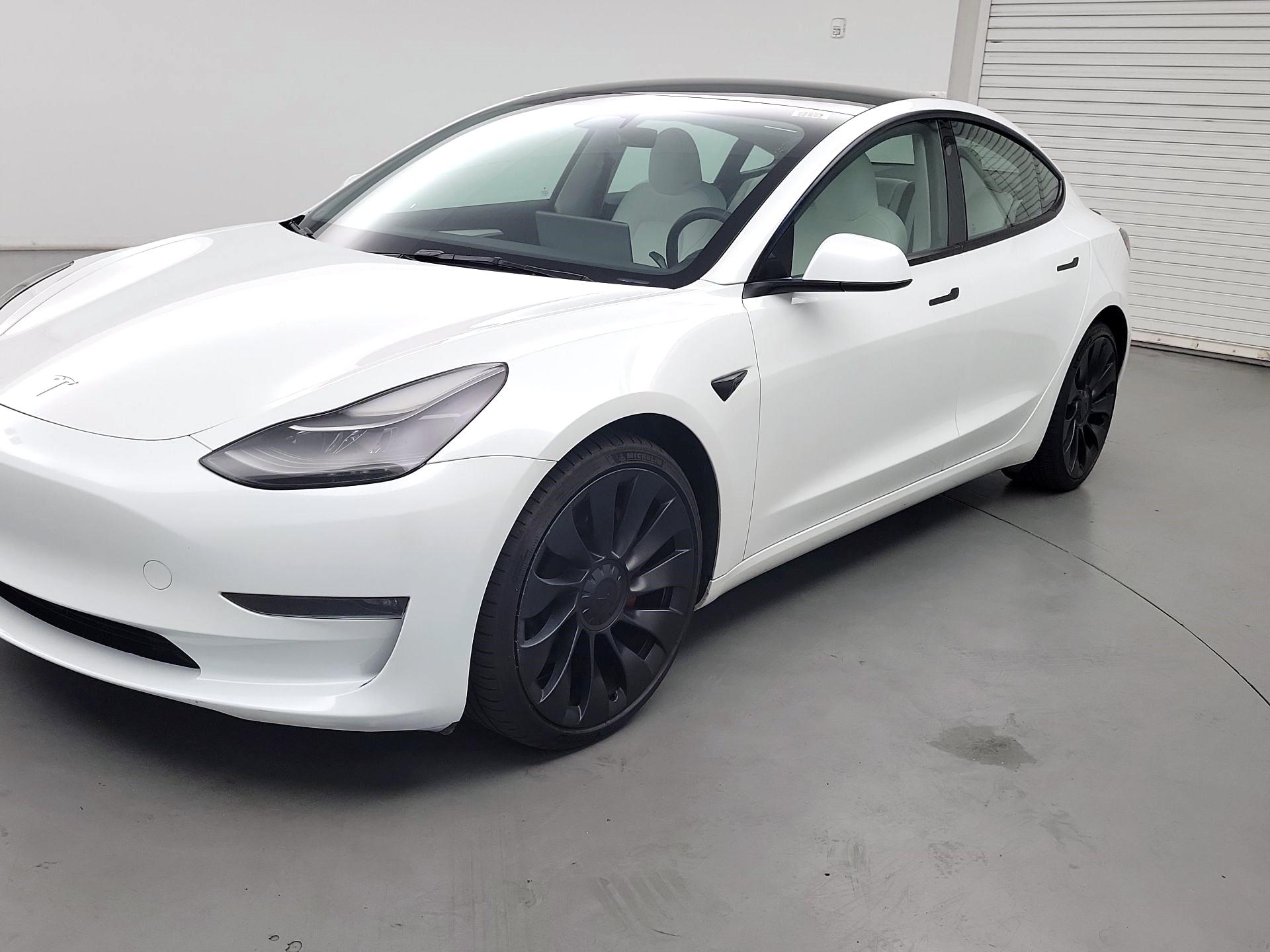 Thumbnail: 2023 Tesla Model 3 - 3