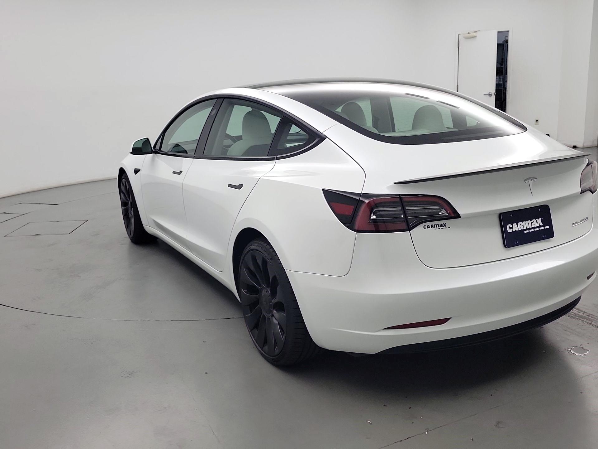 Thumbnail: 2023 Tesla Model 3 - 7