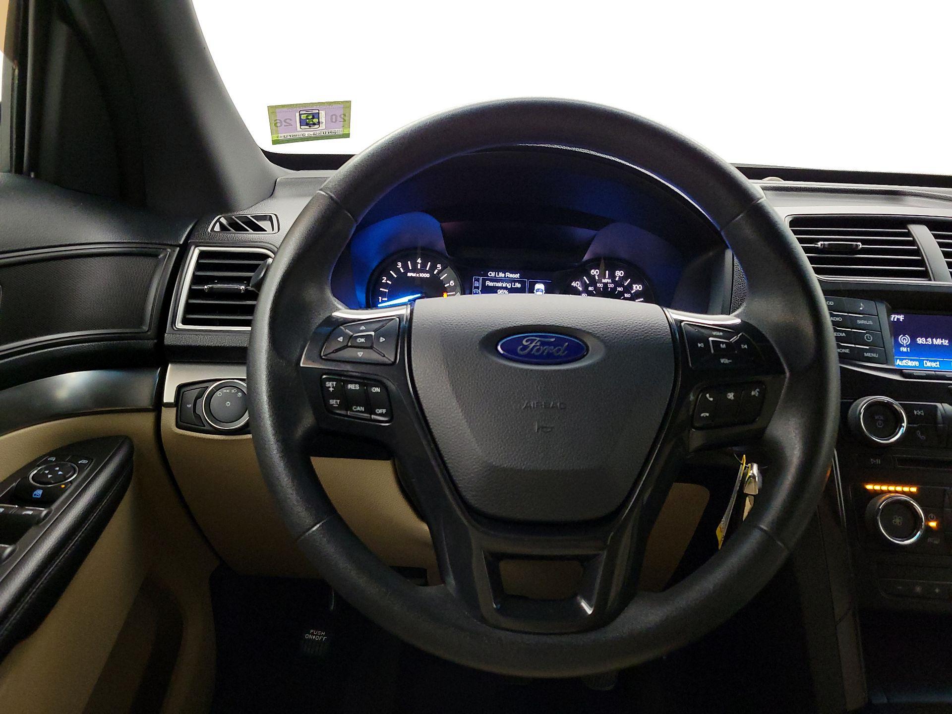 Thumbnail: 2016 Ford Explorer - 10