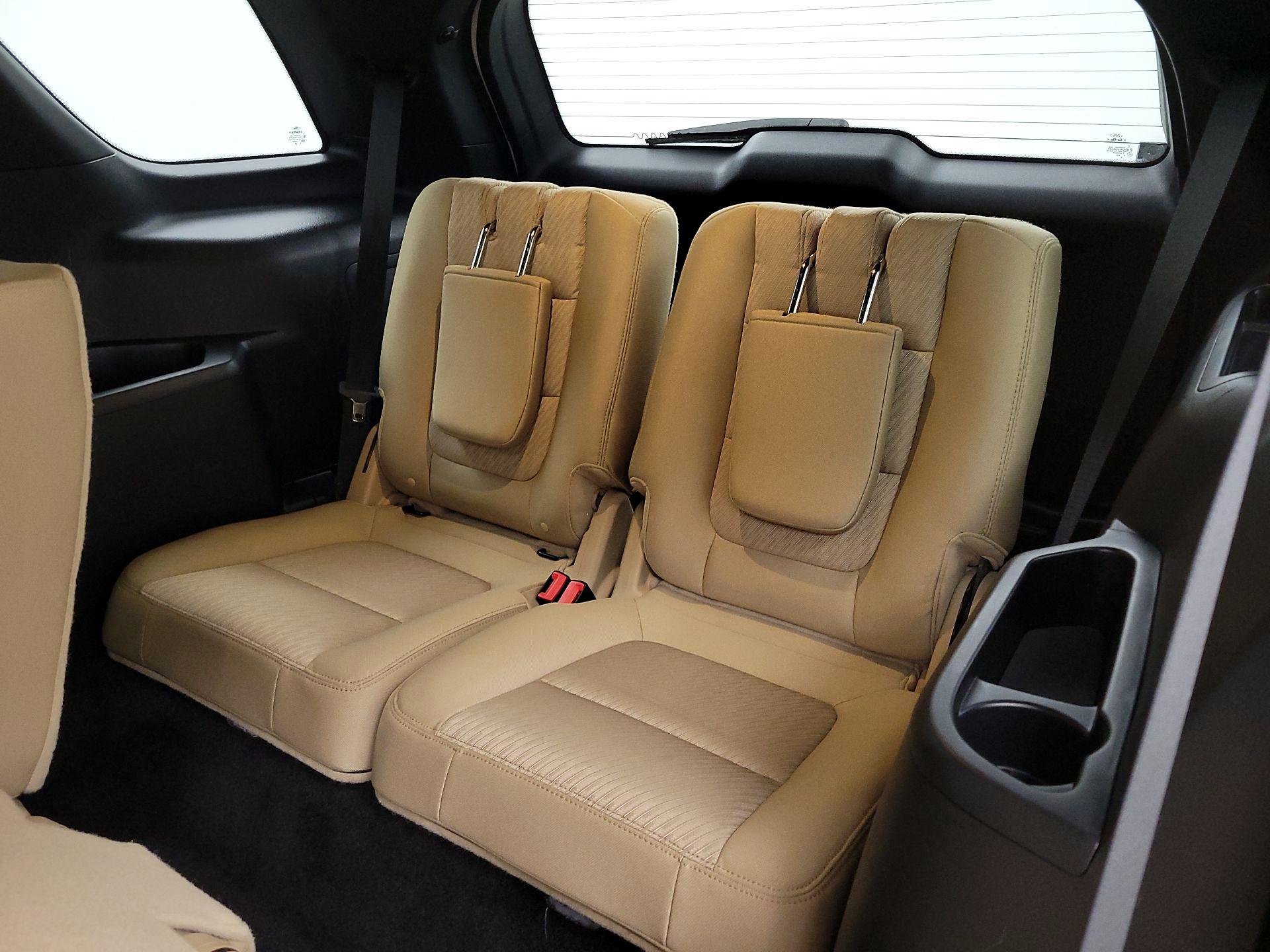 Thumbnail: 2016 Ford Explorer - 20