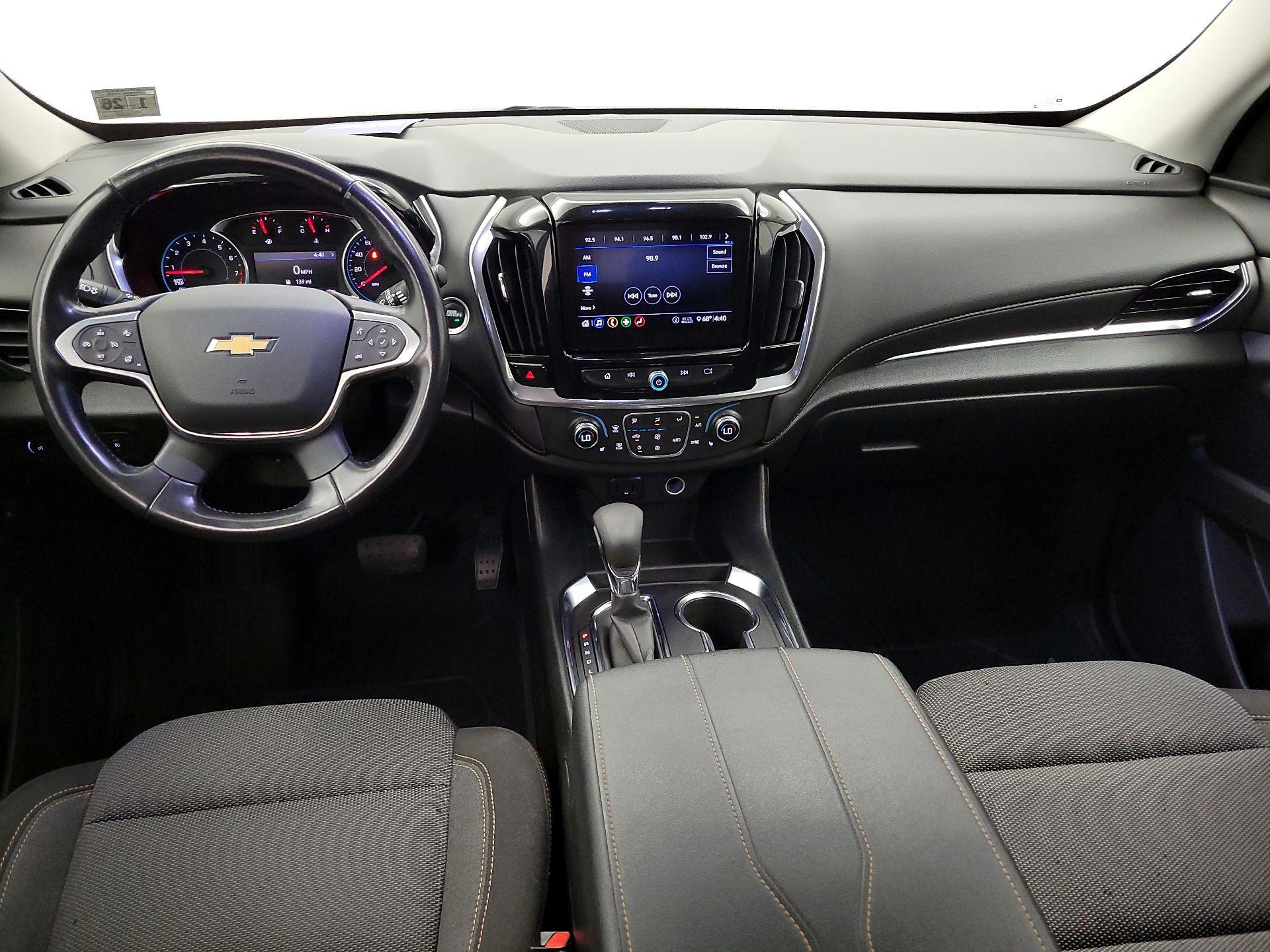 Thumbnail: 2021 Chevrolet Traverse - 9