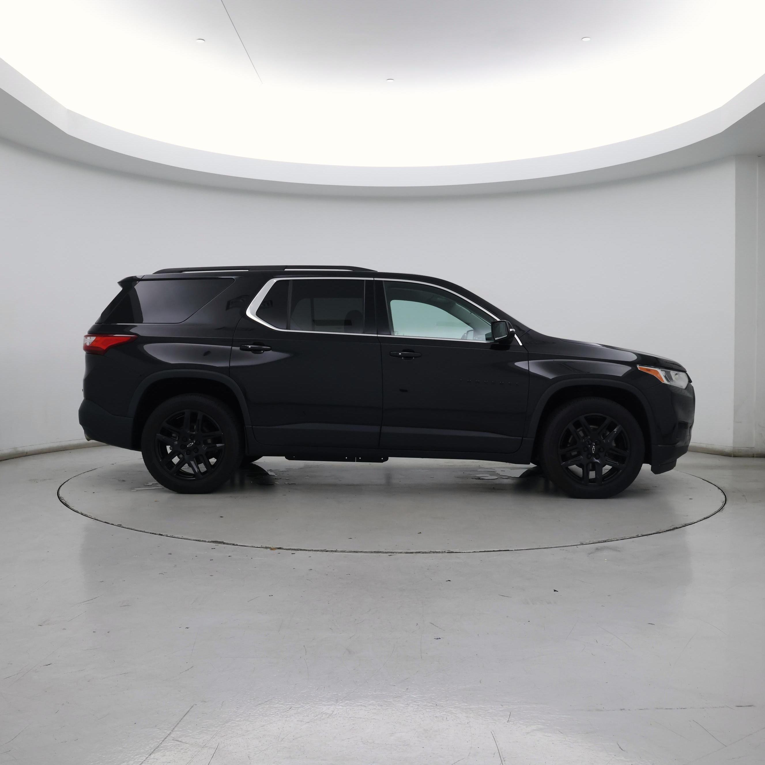 Thumbnail: 2021 Chevrolet Traverse - 7