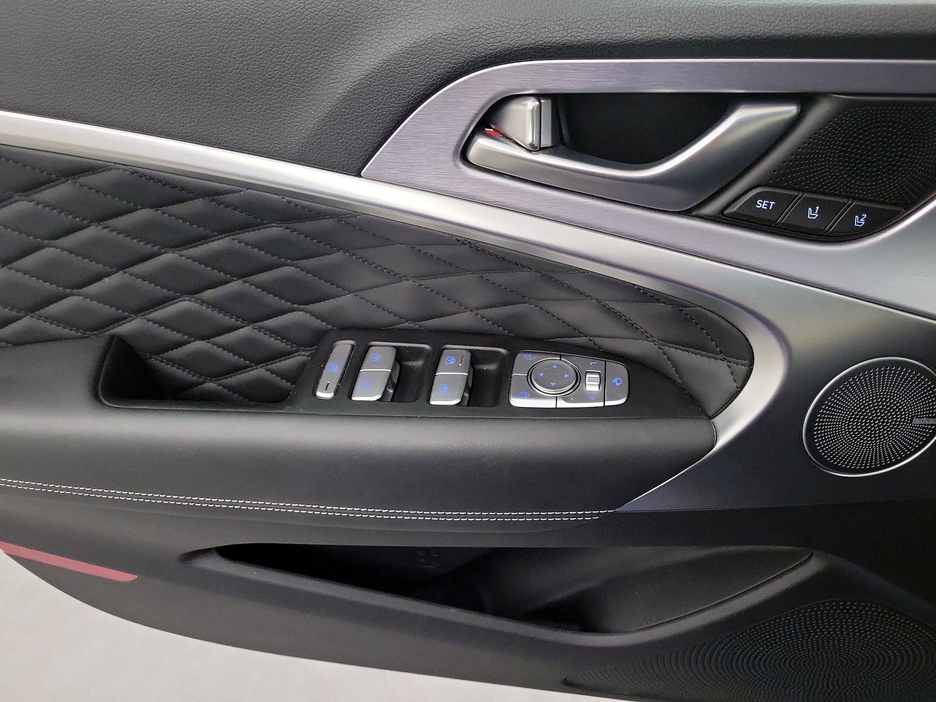 Thumbnail: 2019 Genesis G70 - 10
