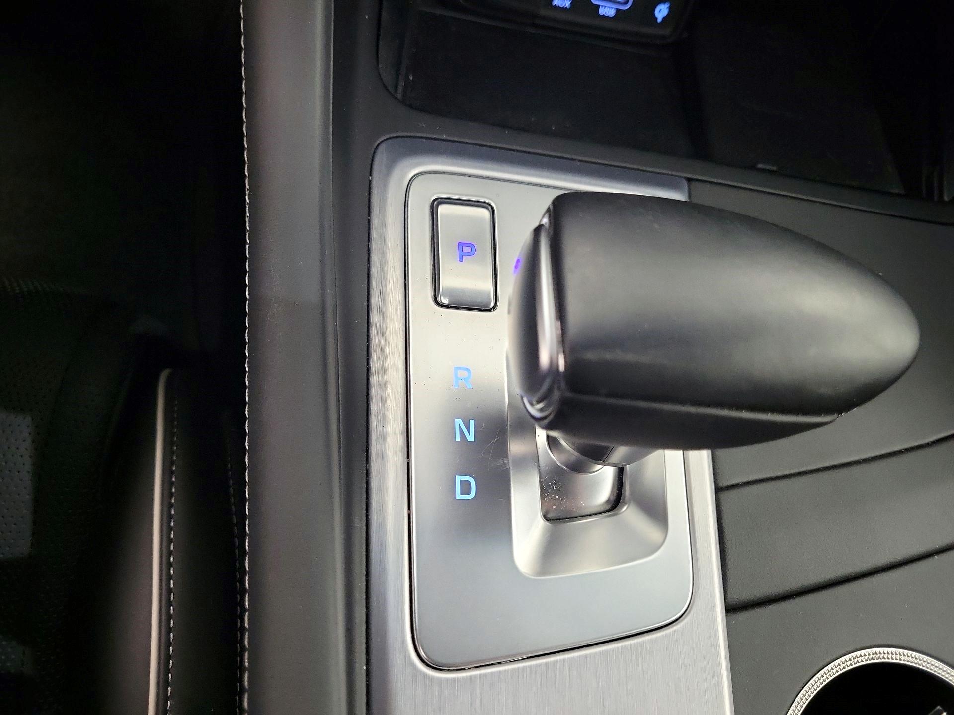 Thumbnail: 2019 Genesis G70 - 16