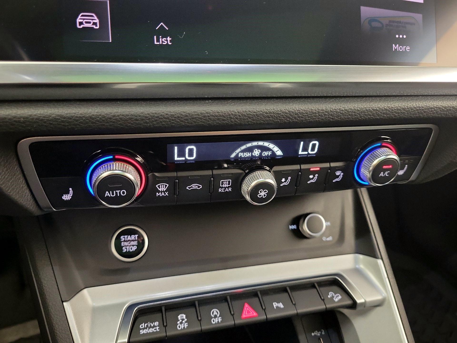 Thumbnail: 2021 Audi Q3 - 14