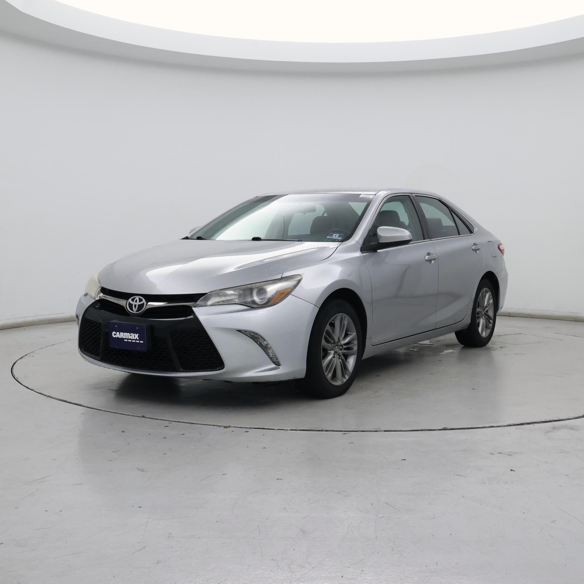 Thumbnail: 2017 Toyota Camry - 4