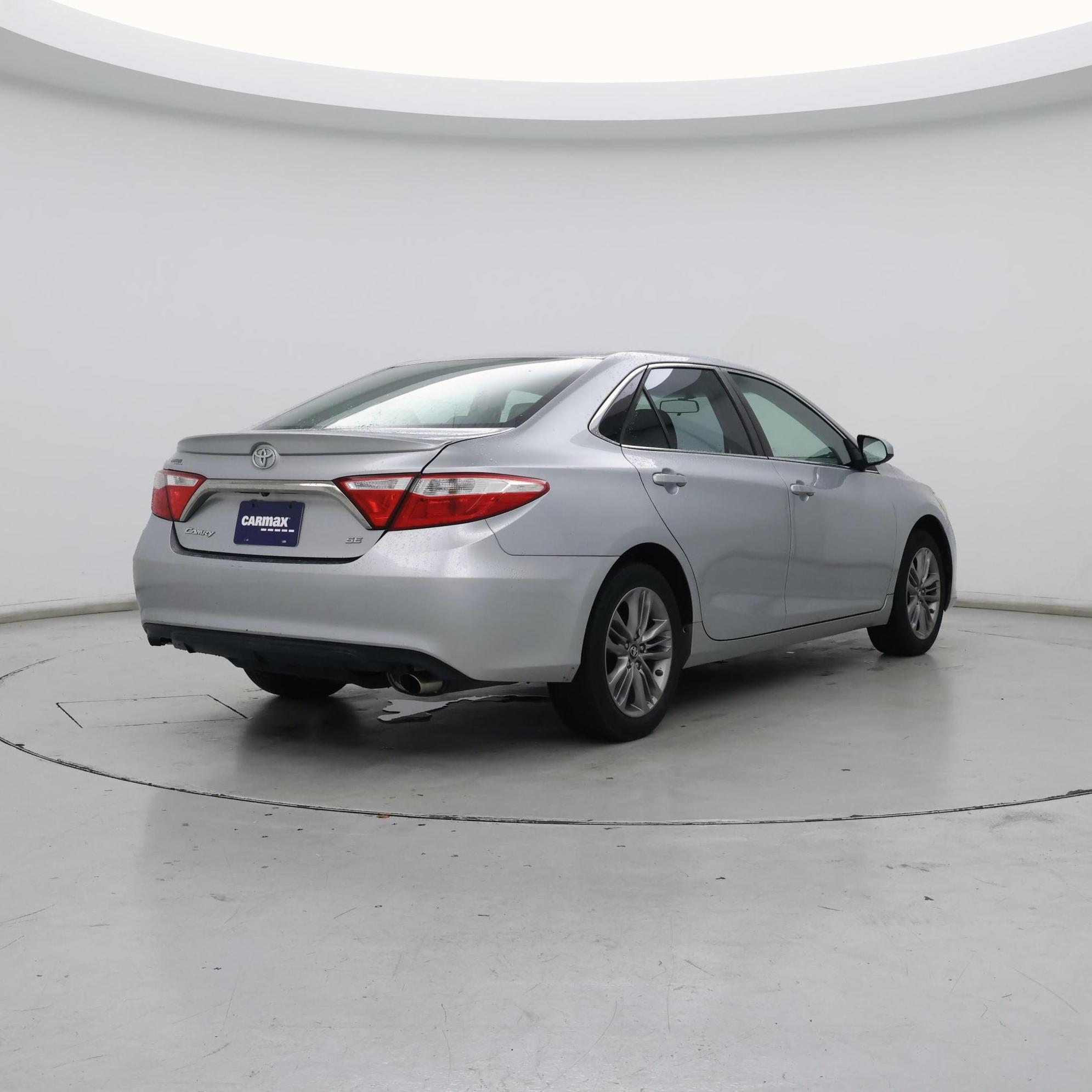 Thumbnail: 2017 Toyota Camry - 8