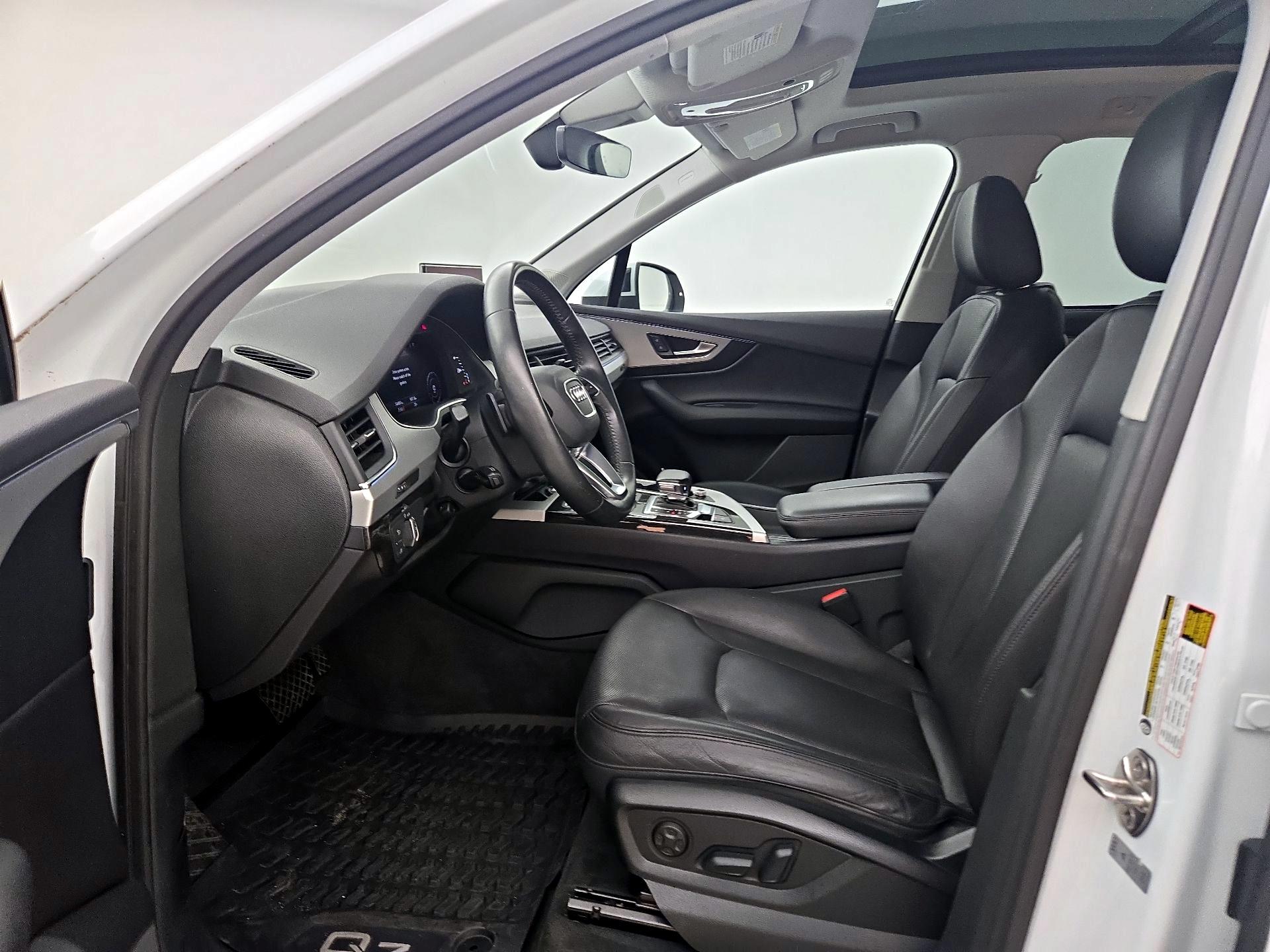 Thumbnail: 2019 Audi Q7 - 11