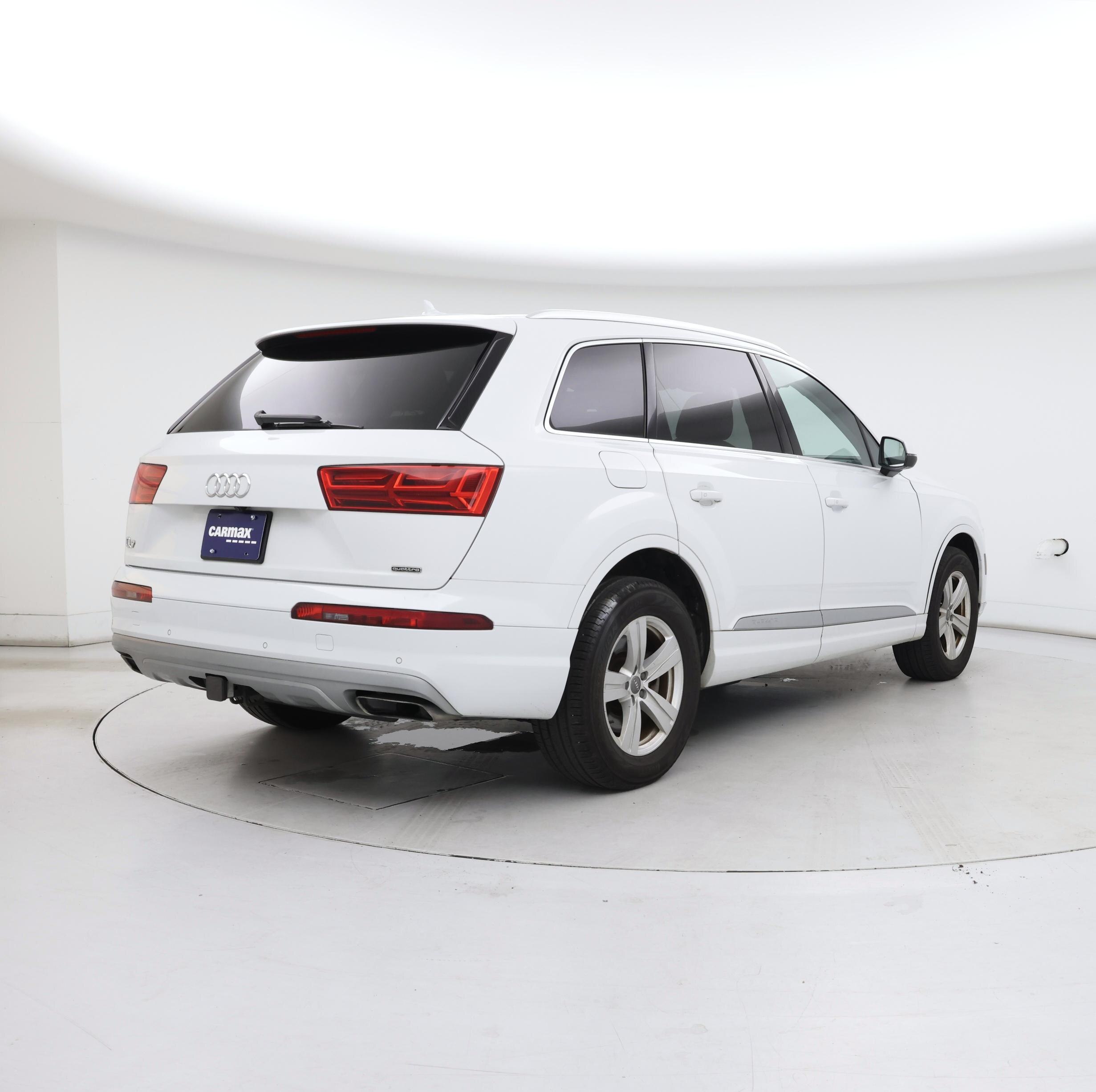 Thumbnail: 2019 Audi Q7 - 8