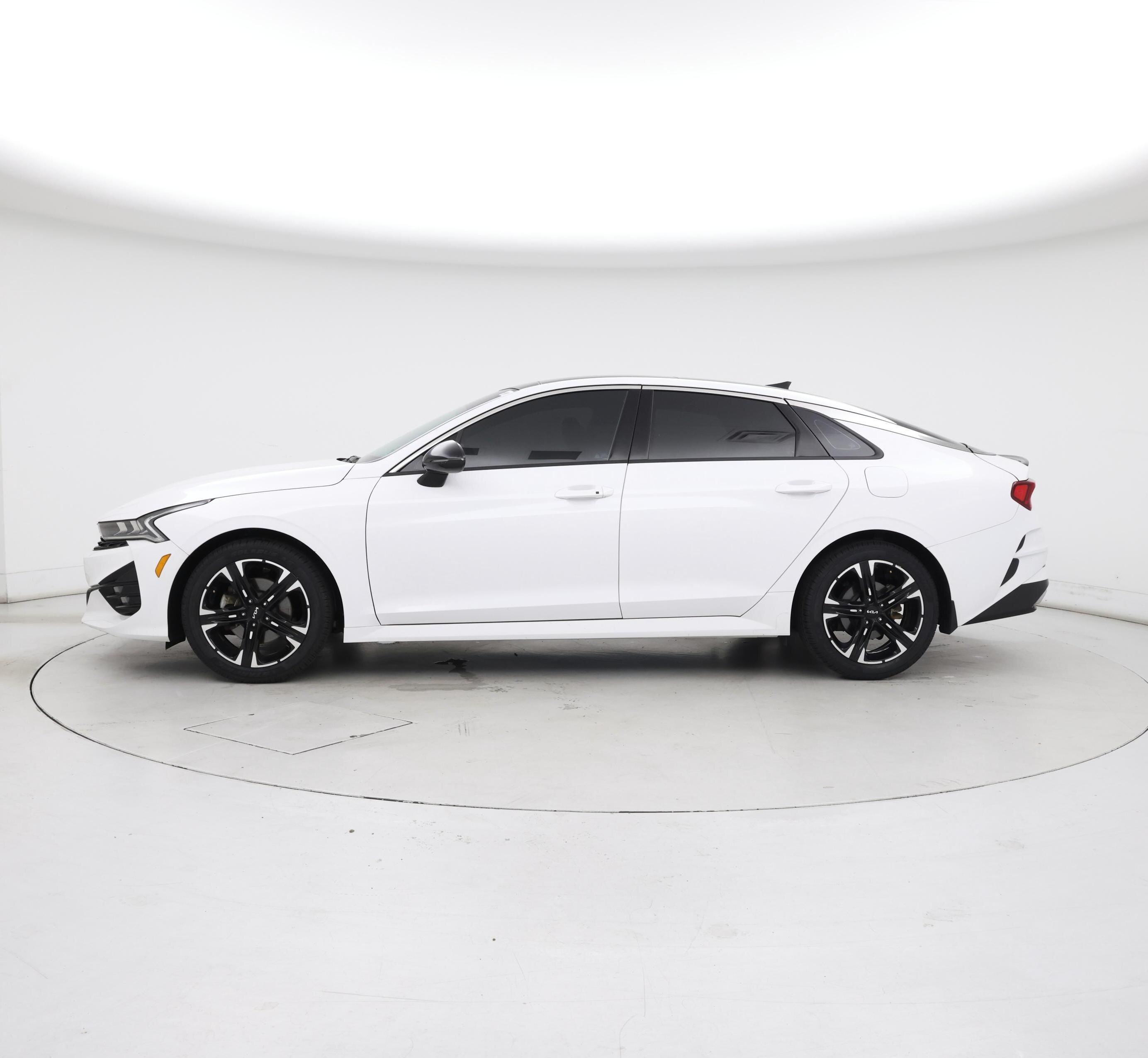 Thumbnail: 2024 Kia K5 - 3