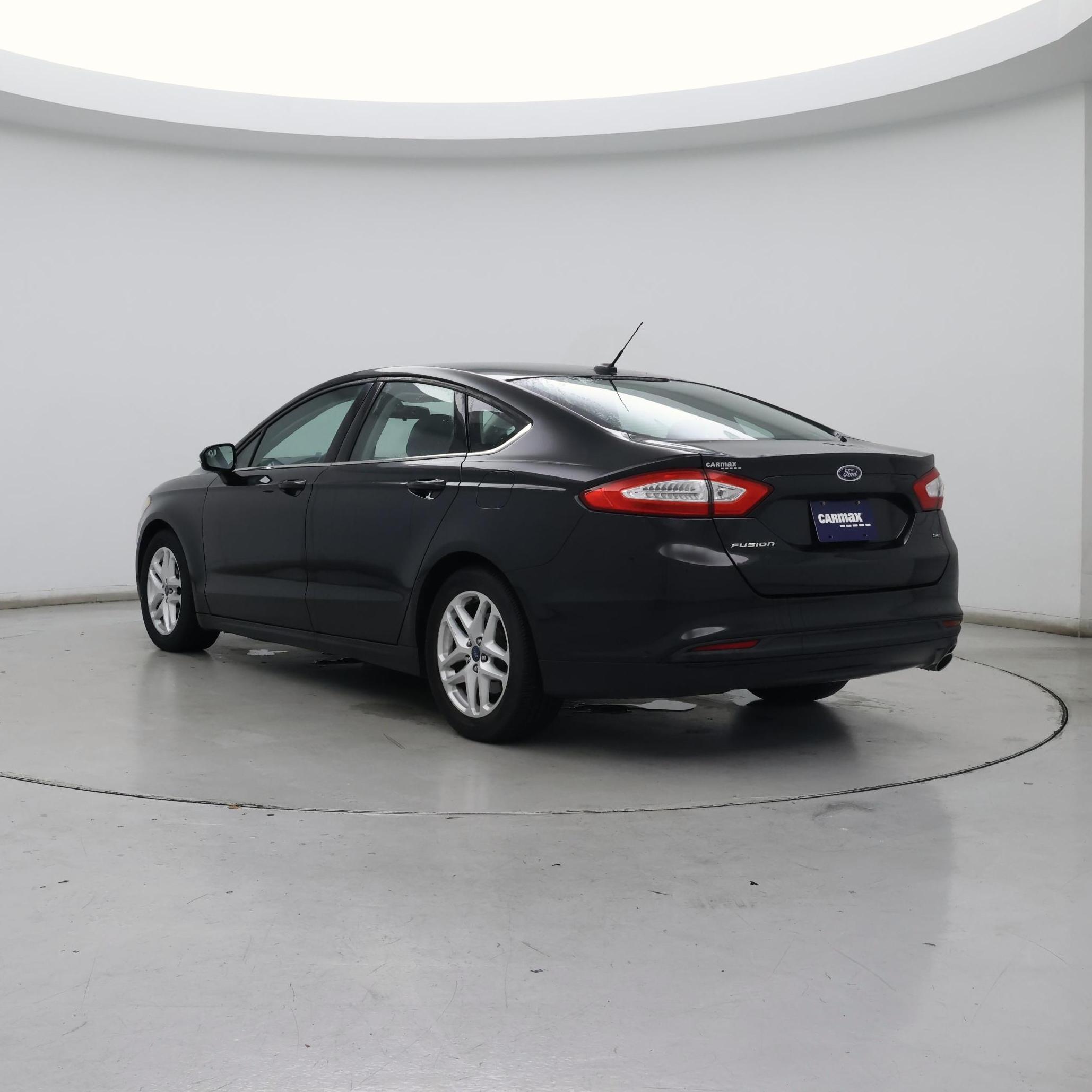Thumbnail: 2014 Ford Fusion - 2