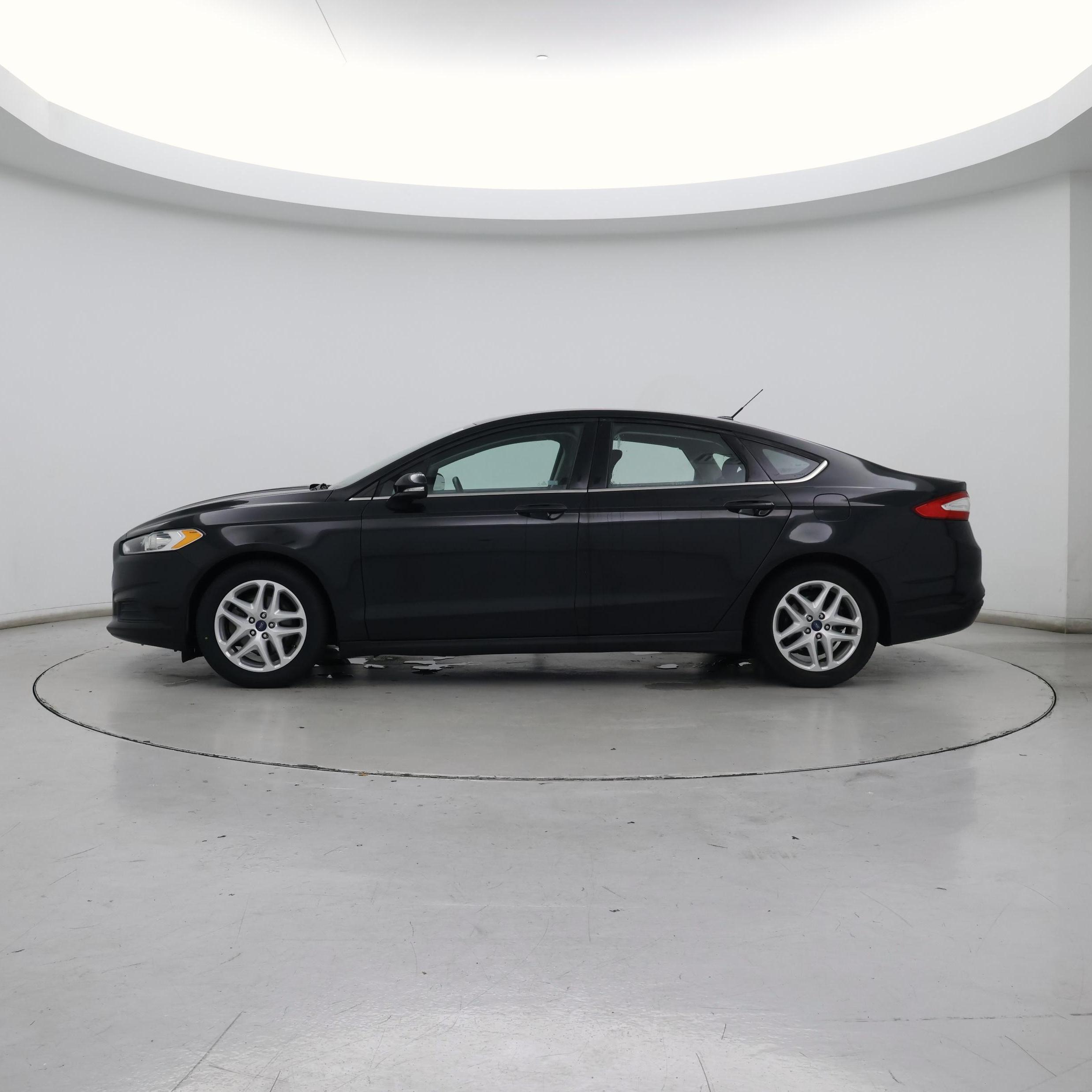 Thumbnail: 2014 Ford Fusion - 3