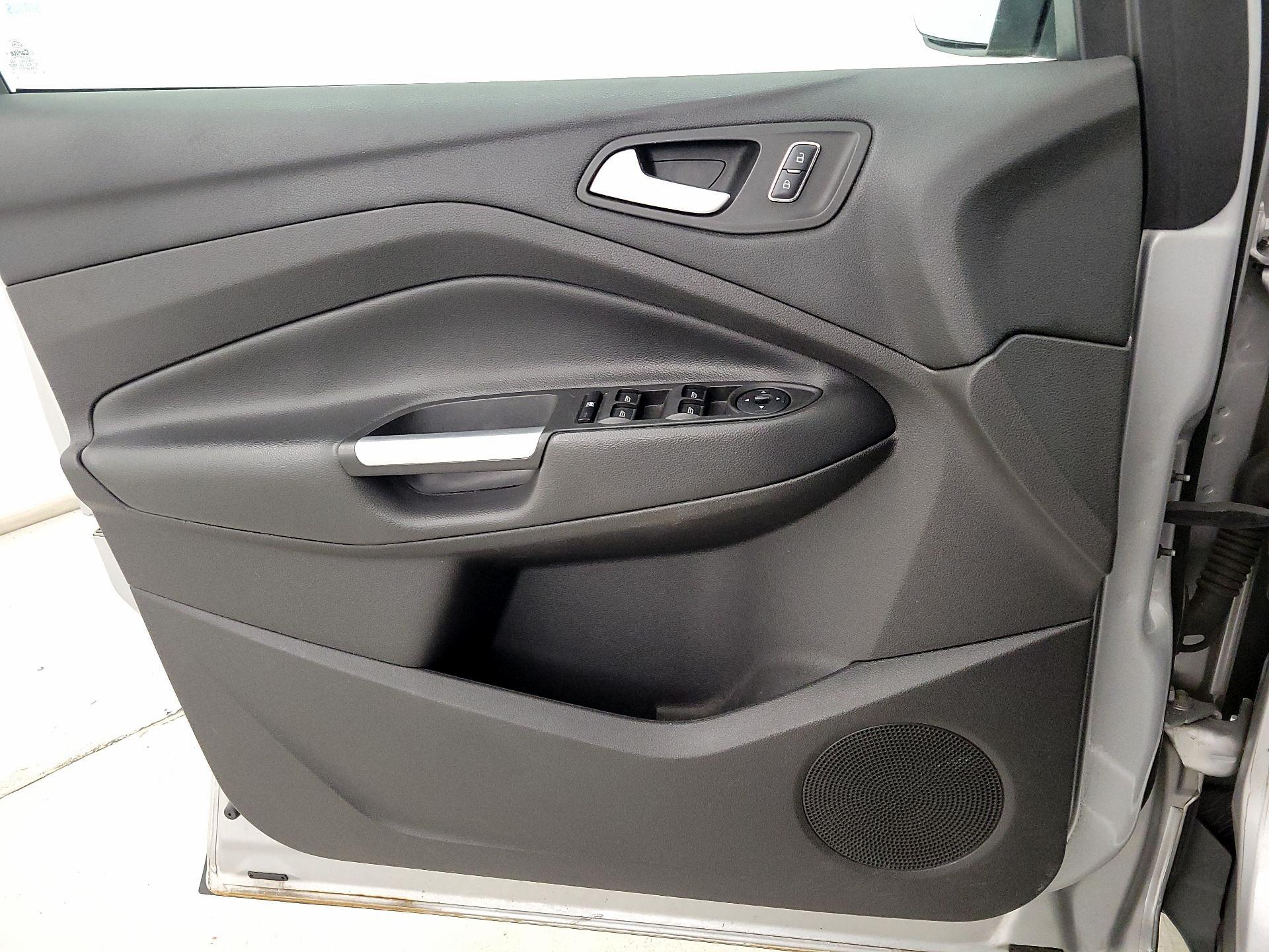 Thumbnail: 2015 Ford Escape - 12