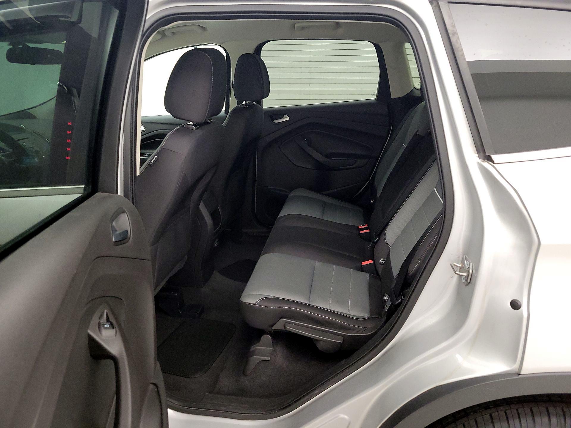 Thumbnail: 2015 Ford Escape - 18