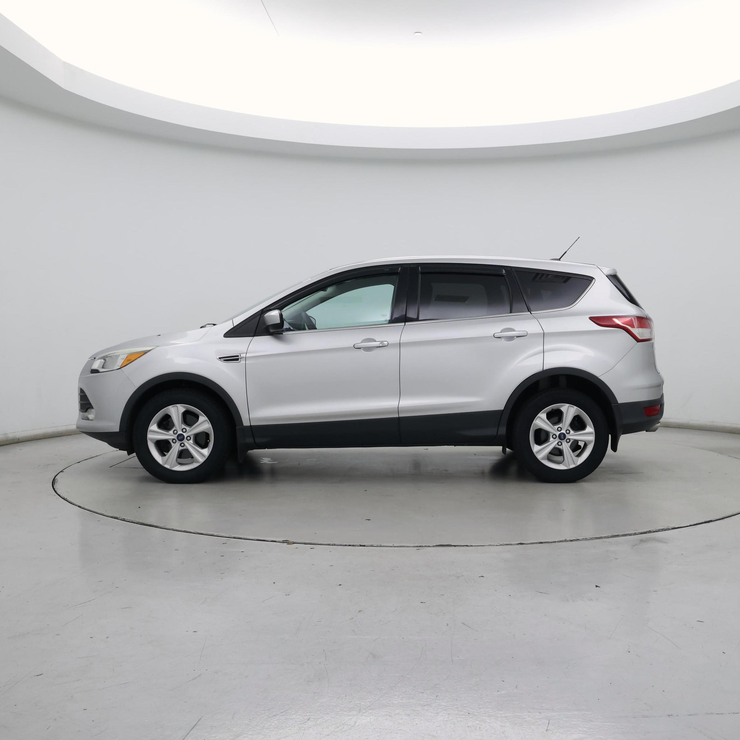 Thumbnail: 2015 Ford Escape - 3