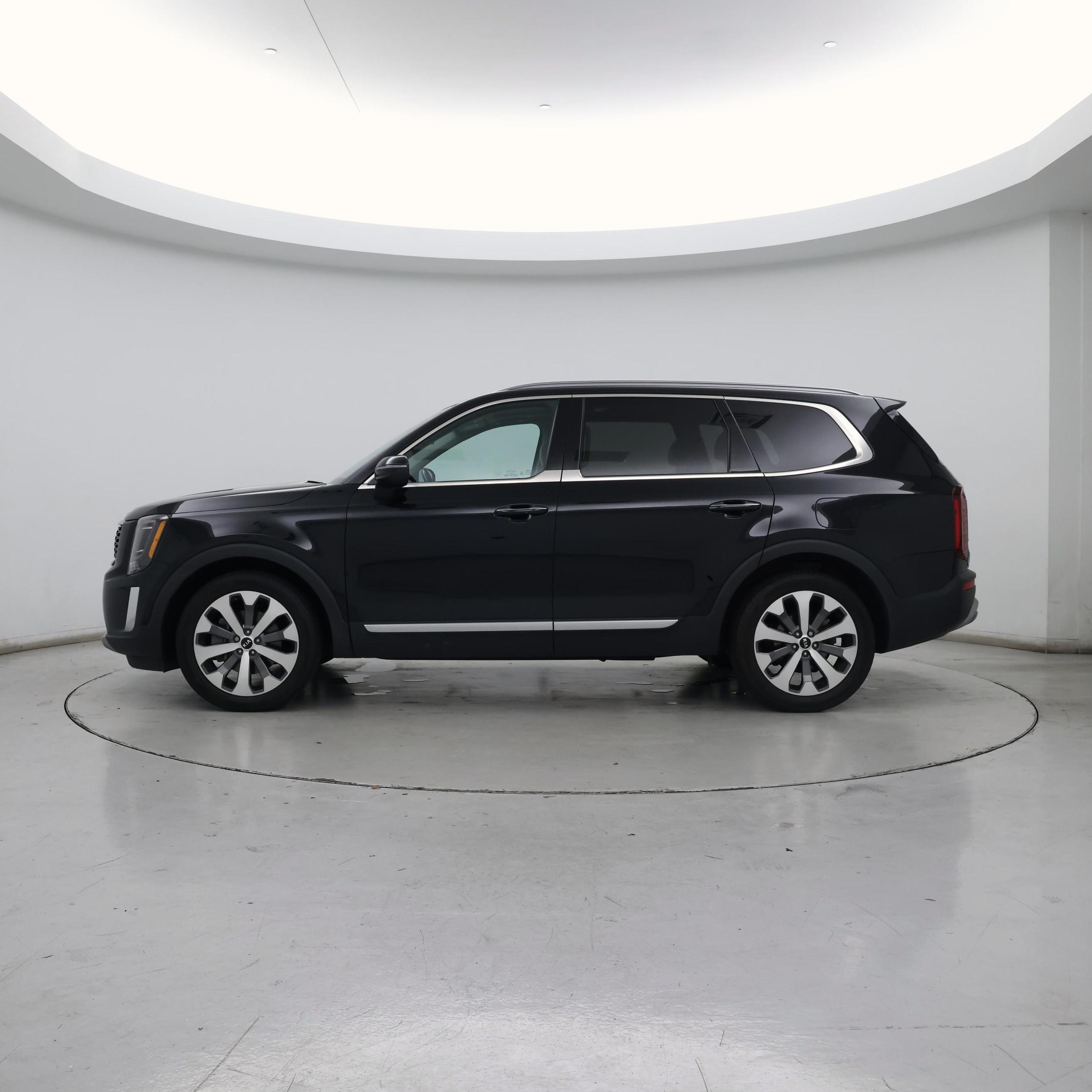 Thumbnail: 2020 Kia Telluride - 3