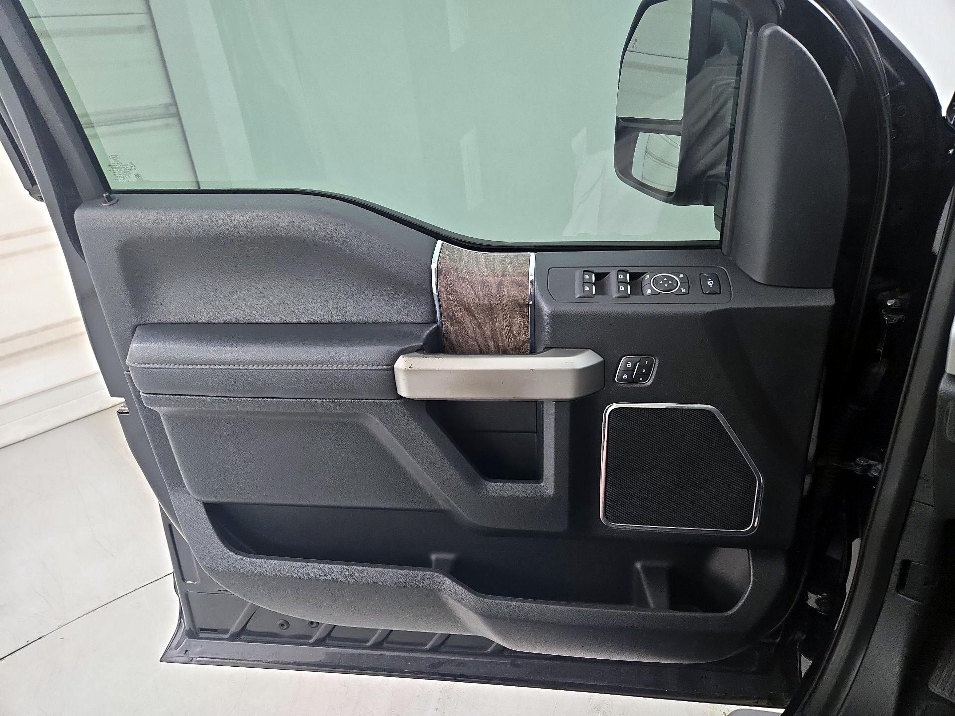 Thumbnail: 2019 Ford F-250 - 12