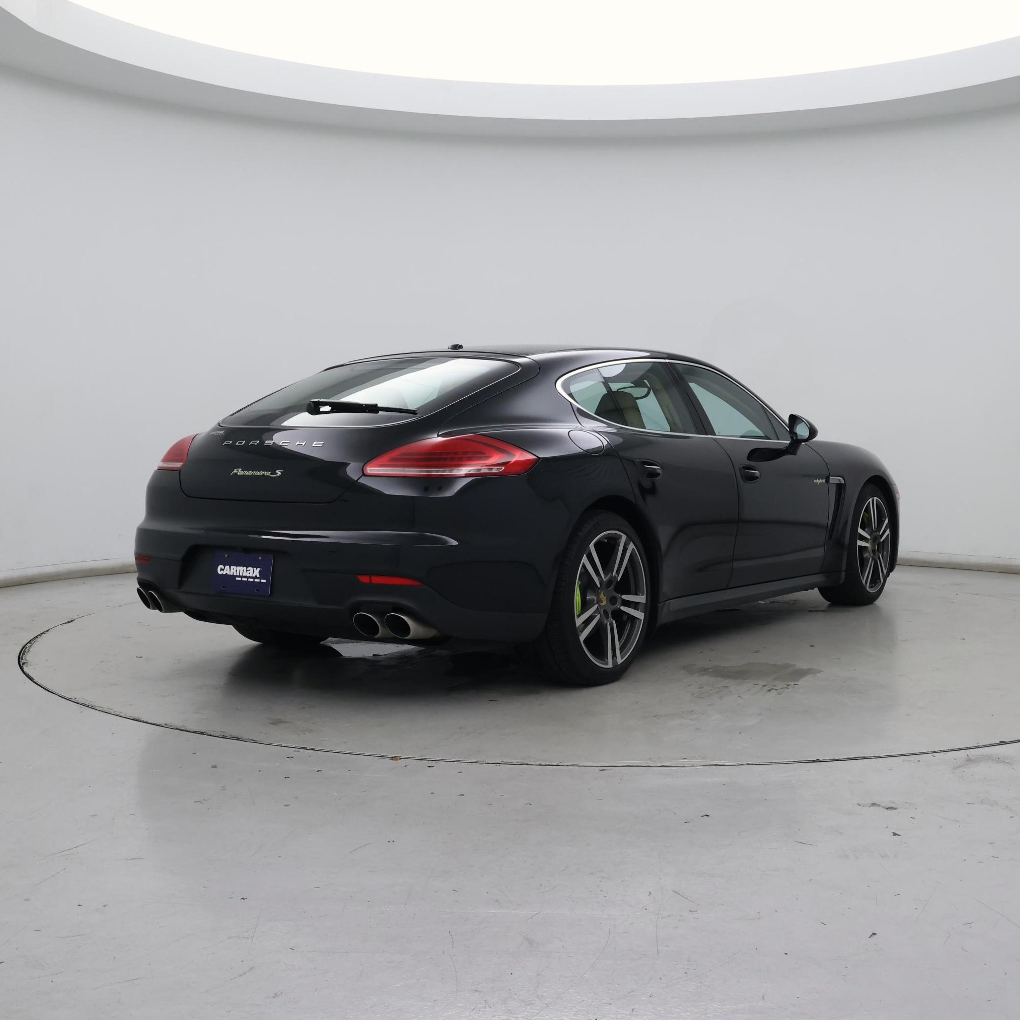 Thumbnail: 2015 Porsche Panamera - 8