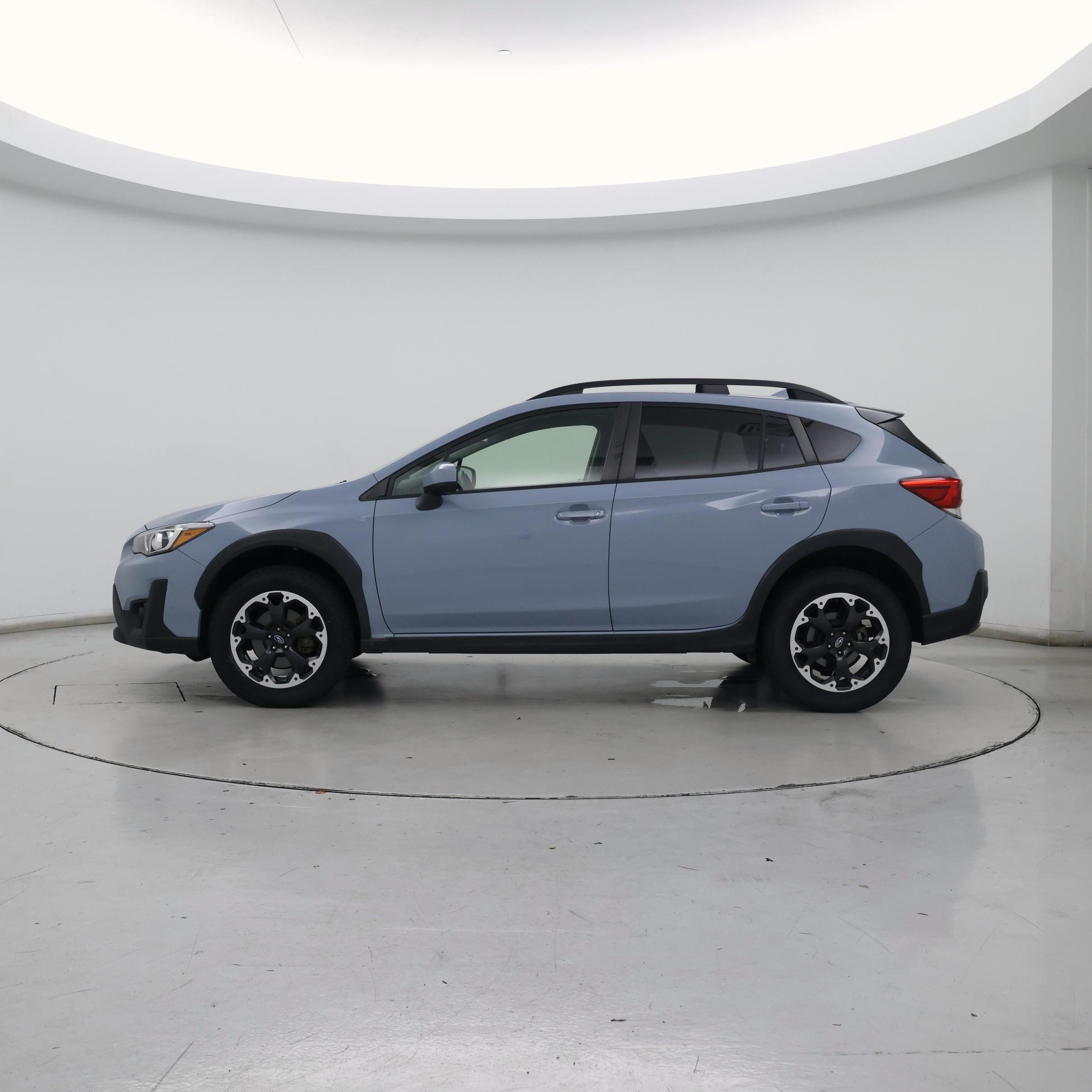 Thumbnail: 2021 Subaru Crosstrek - 3