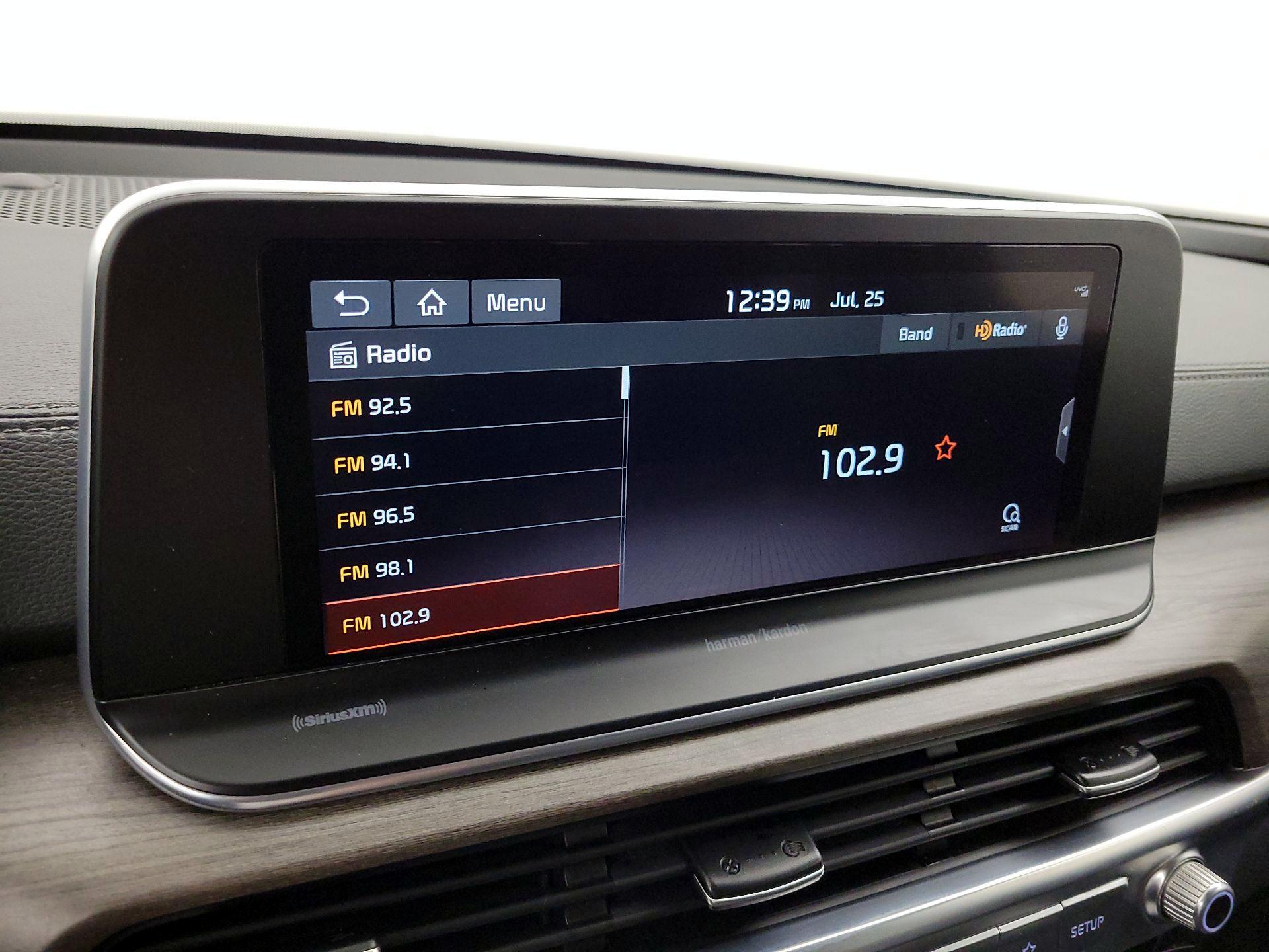 Thumbnail: 2020 Kia Telluride - 16