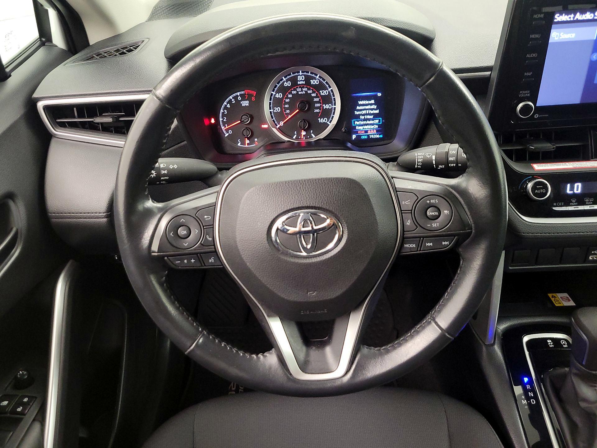 Thumbnail: 2022 Toyota Corolla Cross - 10