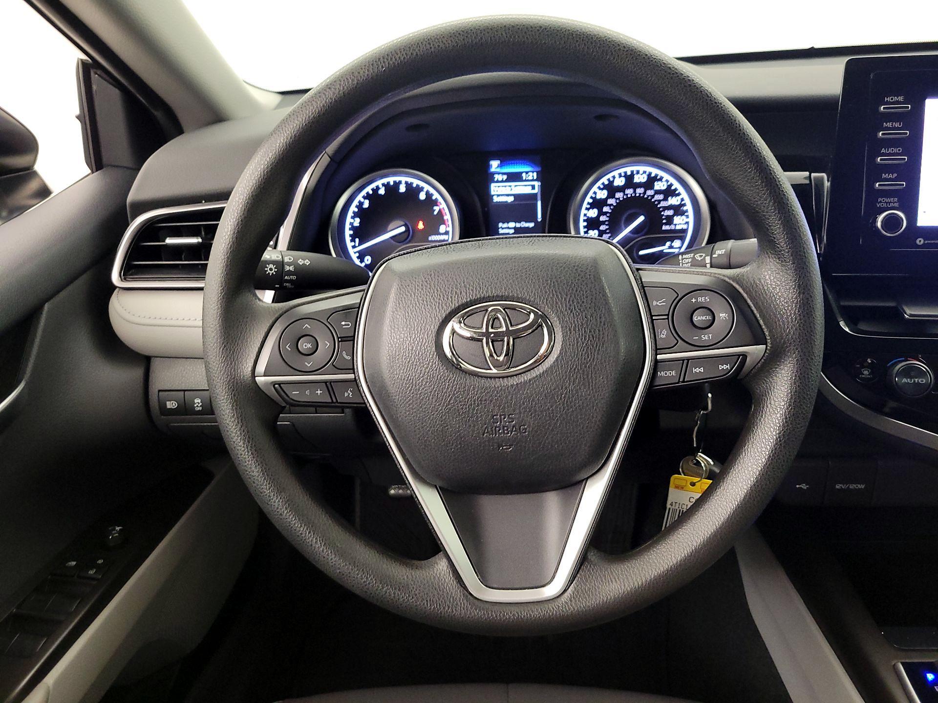Thumbnail: 2023 Toyota Camry - 10