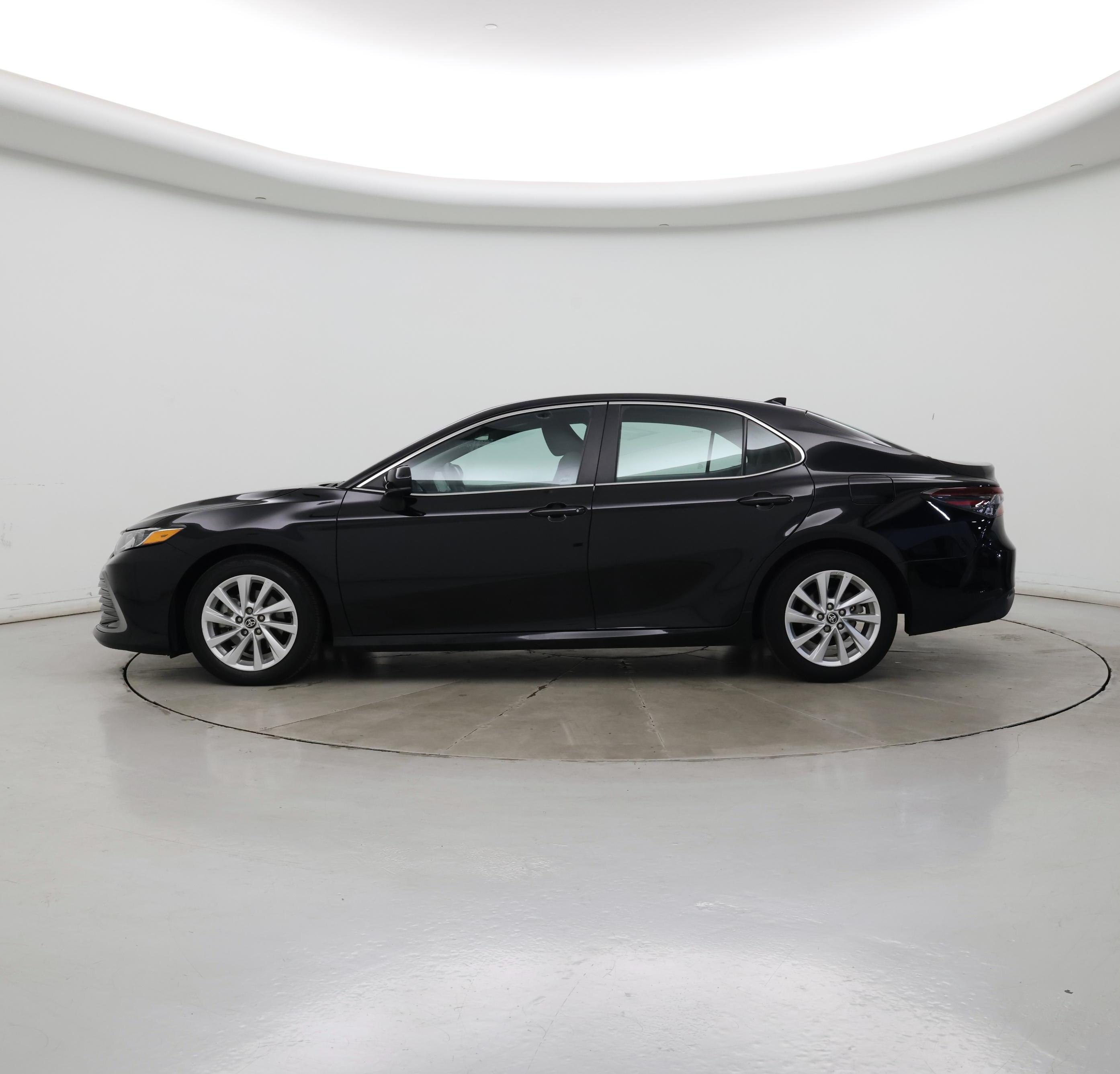 Thumbnail: 2023 Toyota Camry - 3