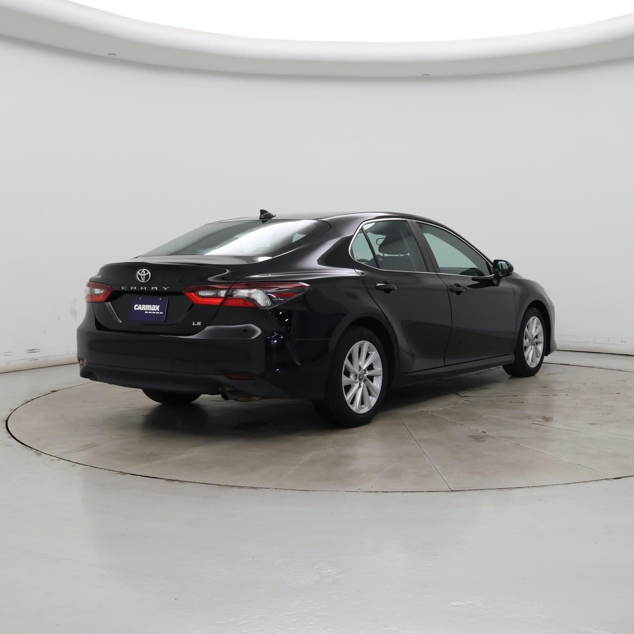 Thumbnail: 2023 Toyota Camry - 8