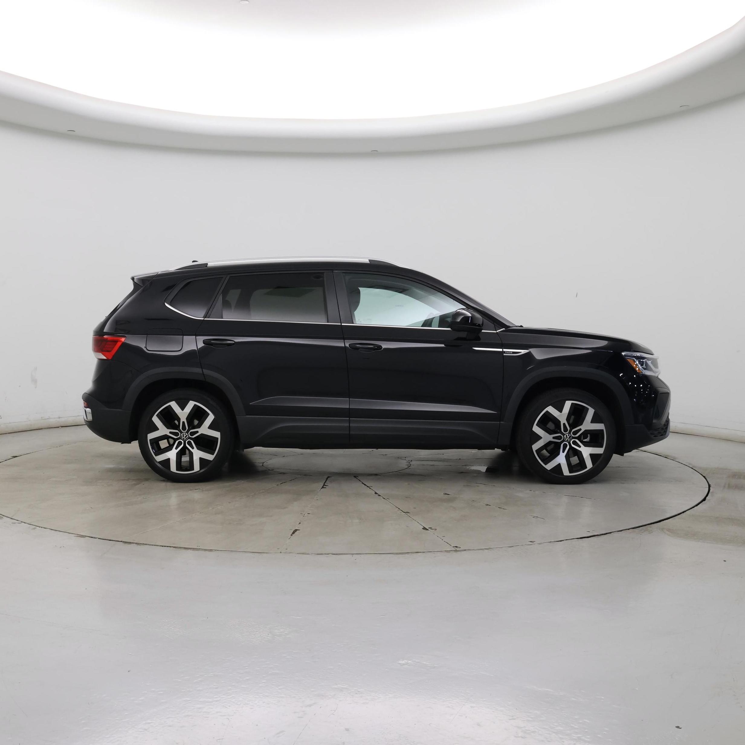 Thumbnail: 2022 Volkswagen Taos - 7