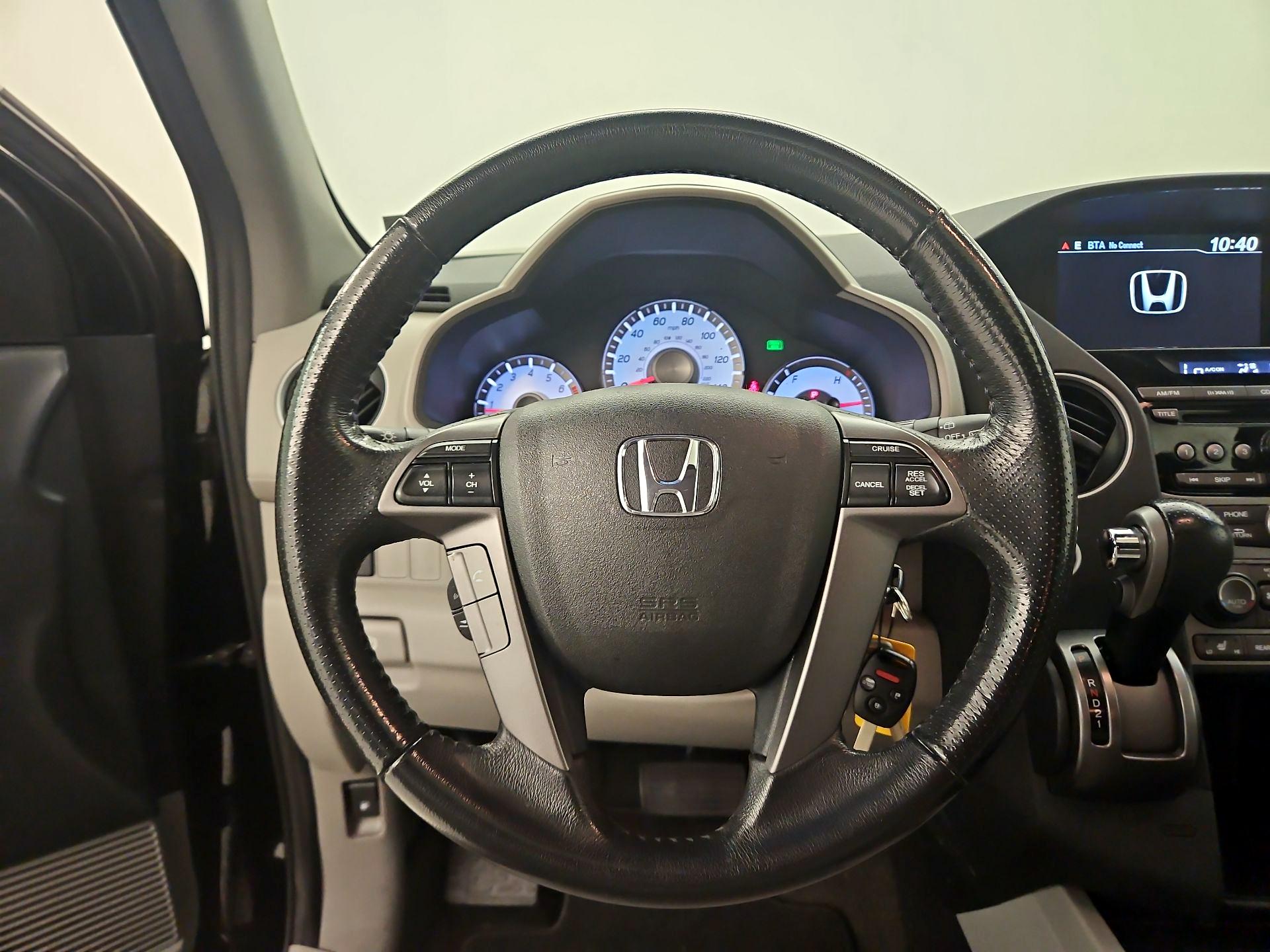 Thumbnail: 2015 Honda Pilot - 10