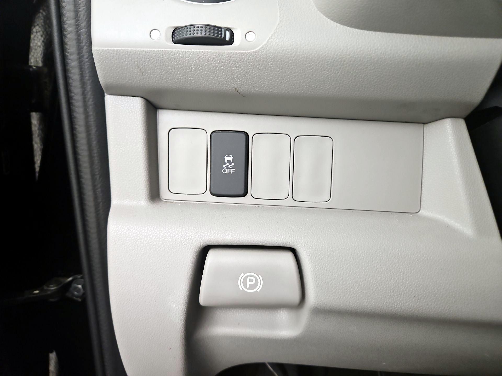 Thumbnail: 2015 Honda Pilot - 13
