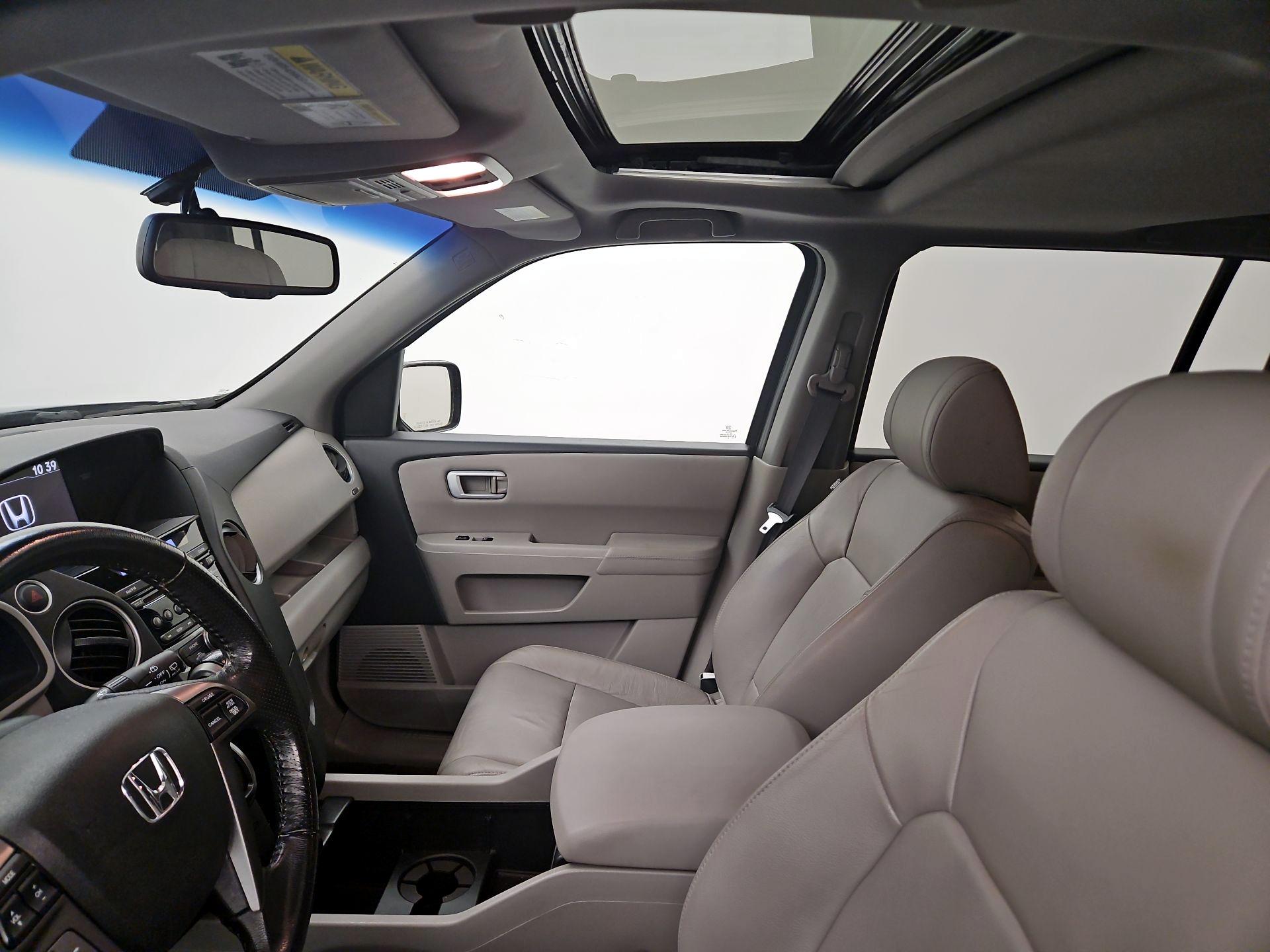 Thumbnail: 2015 Honda Pilot - 19