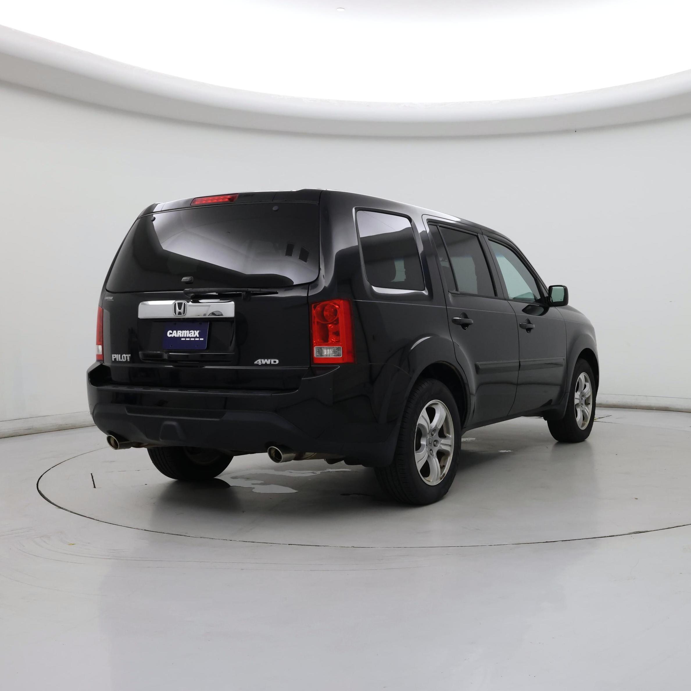 Thumbnail: 2015 Honda Pilot - 8
