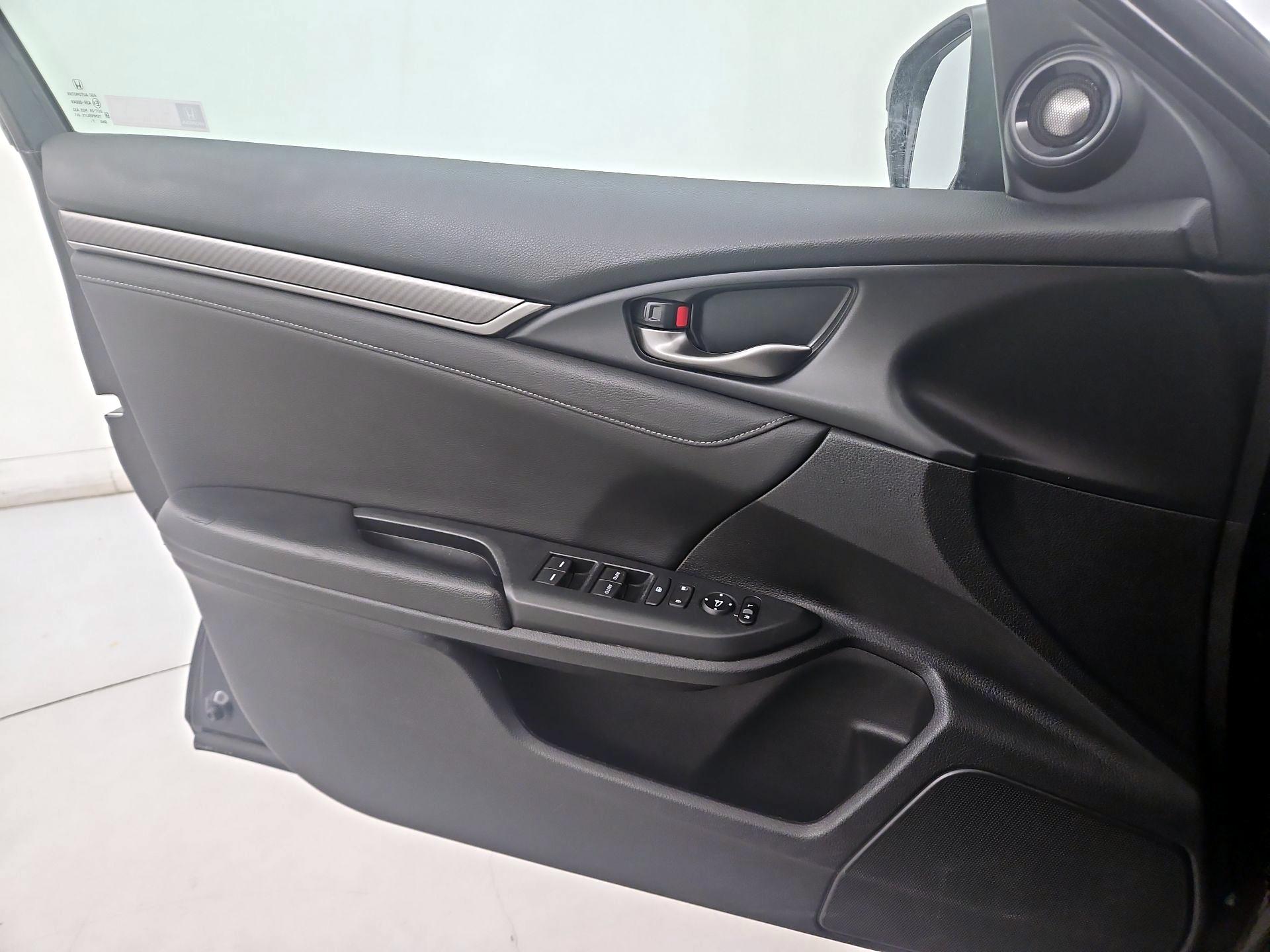 Thumbnail: 2018 Honda Civic - 12