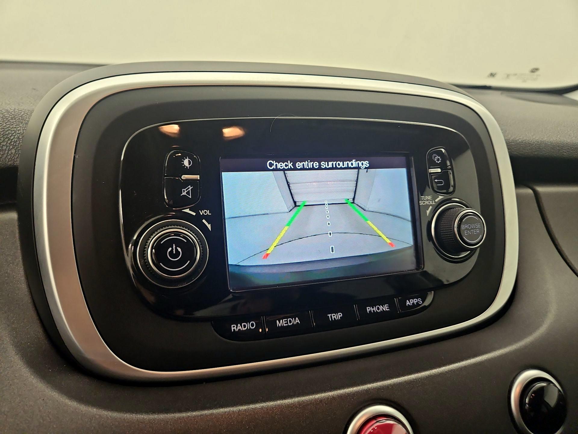 Thumbnail: 2016 Fiat 500X - 14