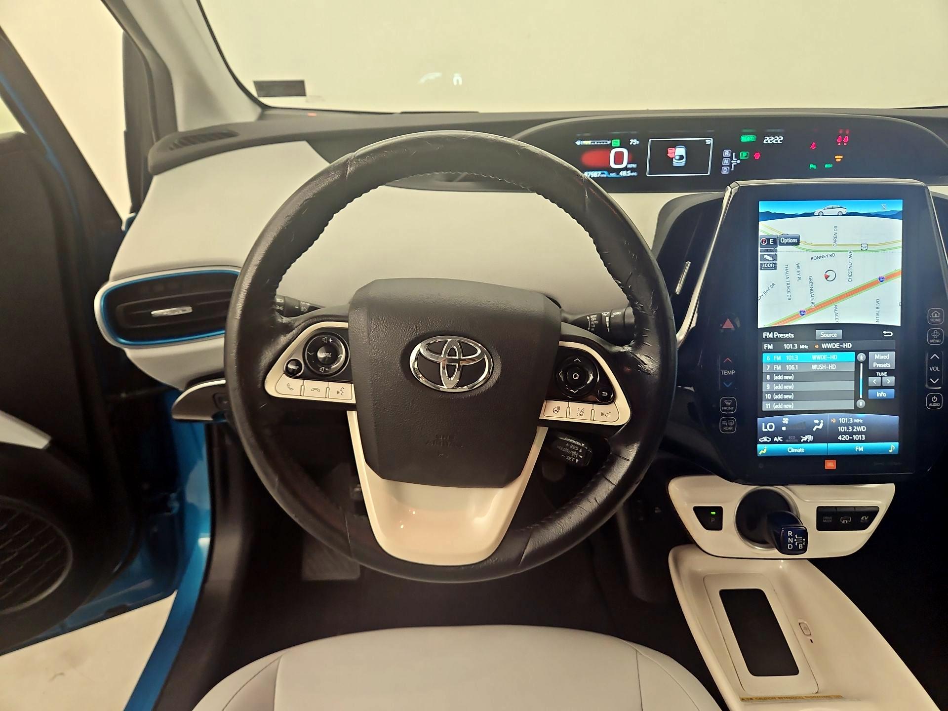 Thumbnail: 2018 Toyota Prius Prime - 10