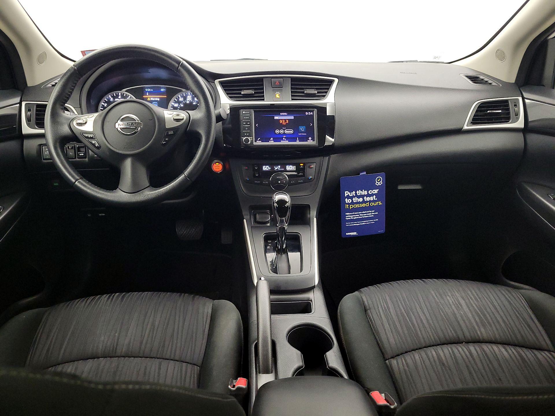 Thumbnail: 2019 Nissan Sentra - 9