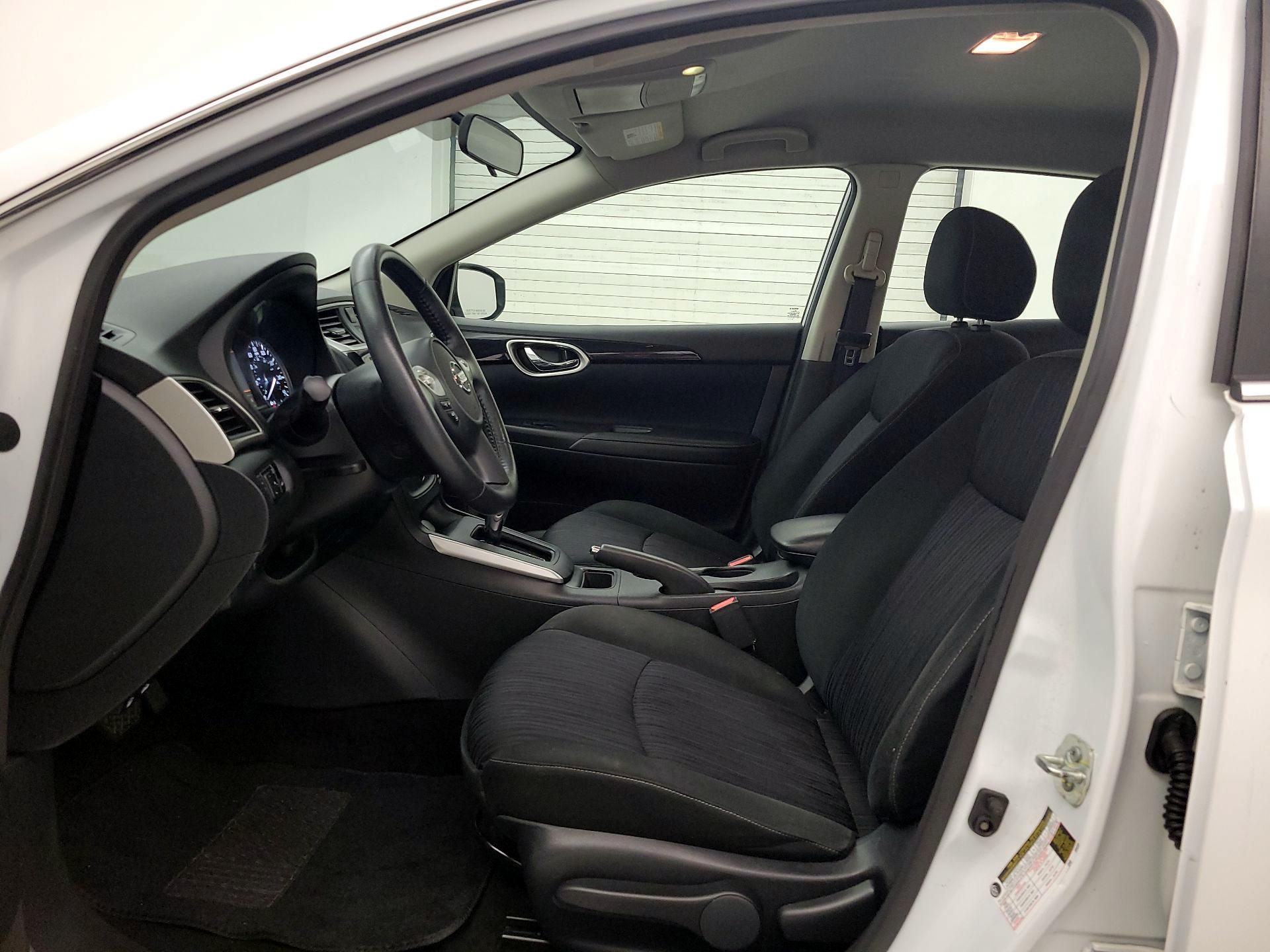 Thumbnail: 2019 Nissan Sentra - 11