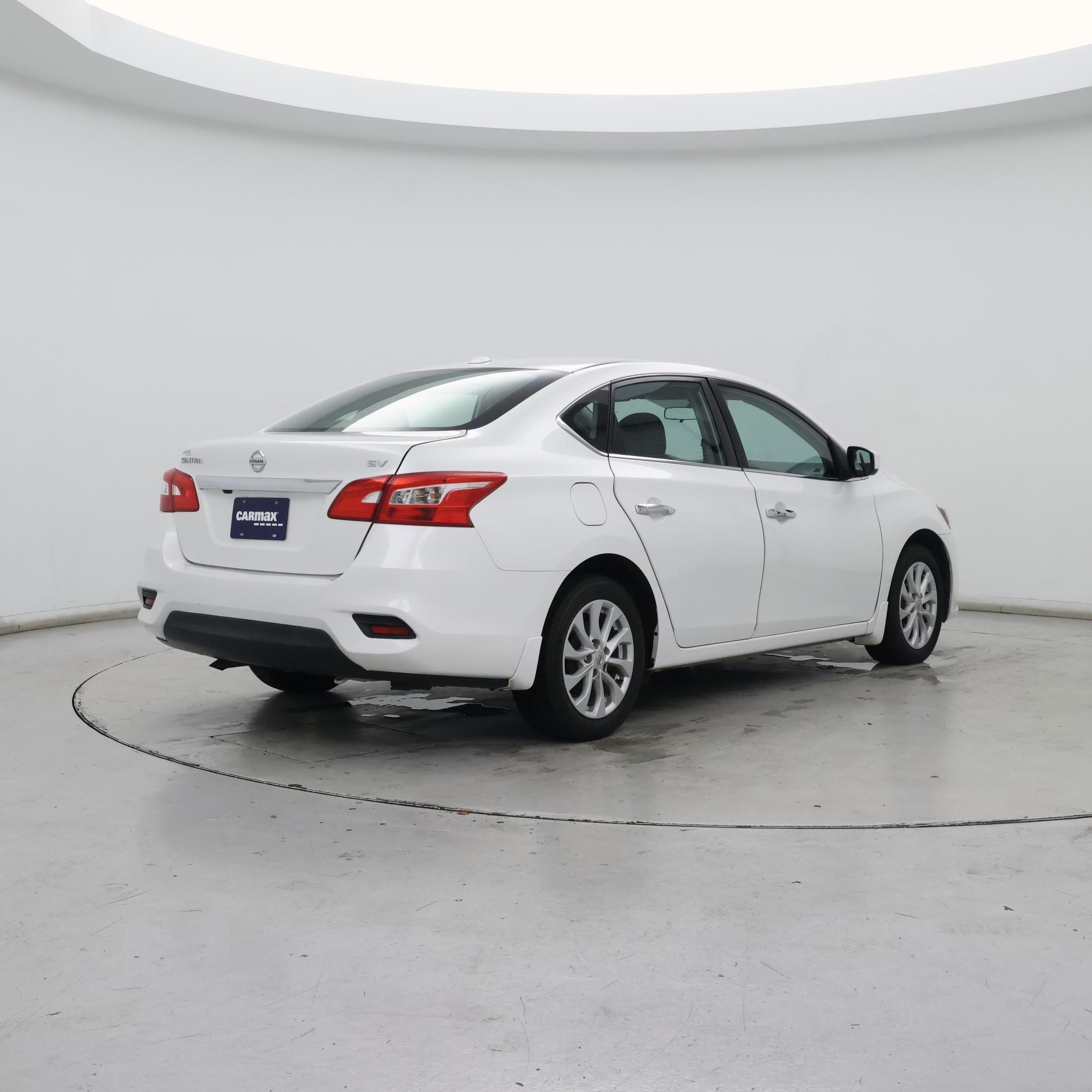 Thumbnail: 2019 Nissan Sentra - 8