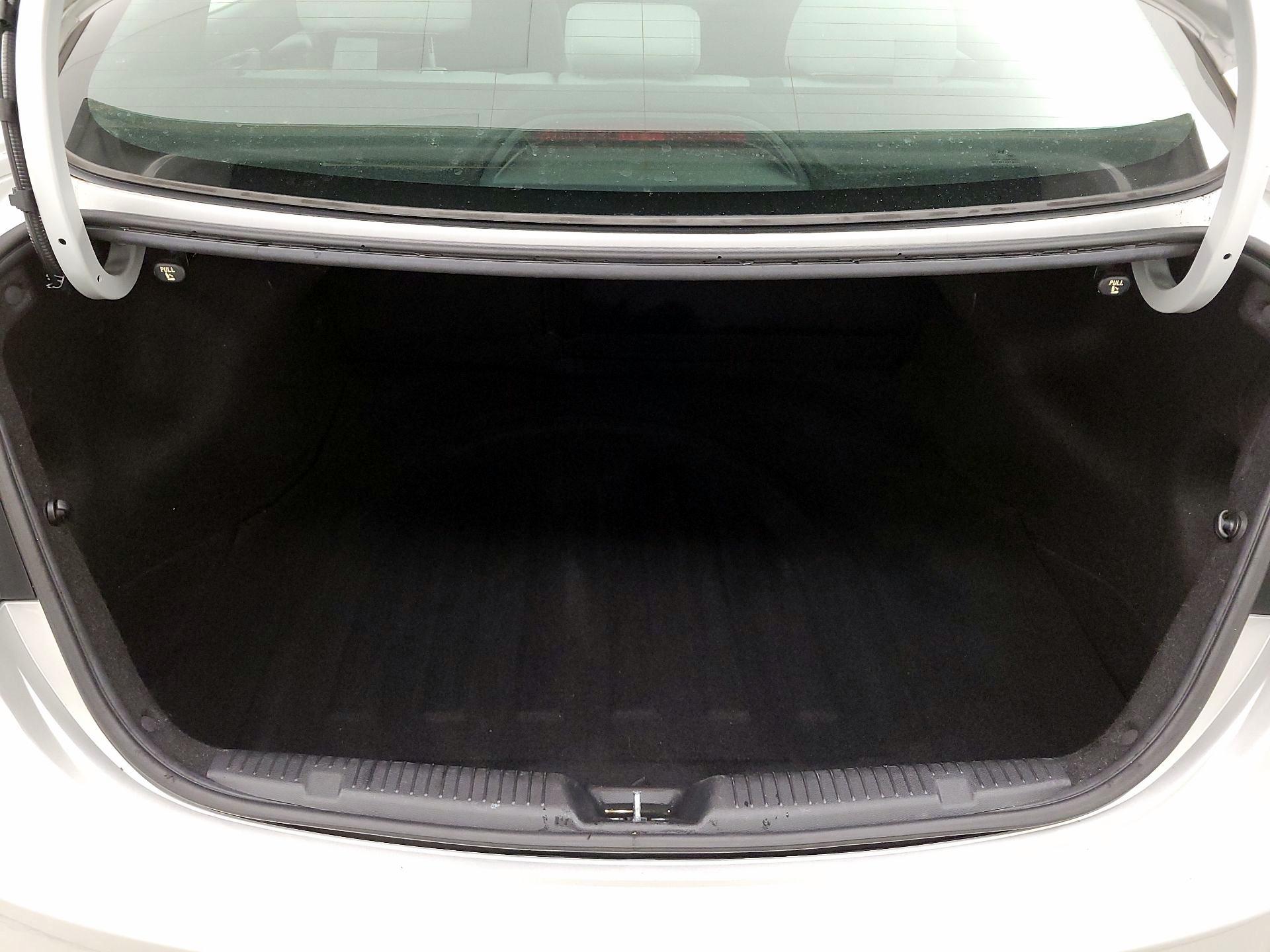 Thumbnail: 2016 Hyundai Elantra - 20