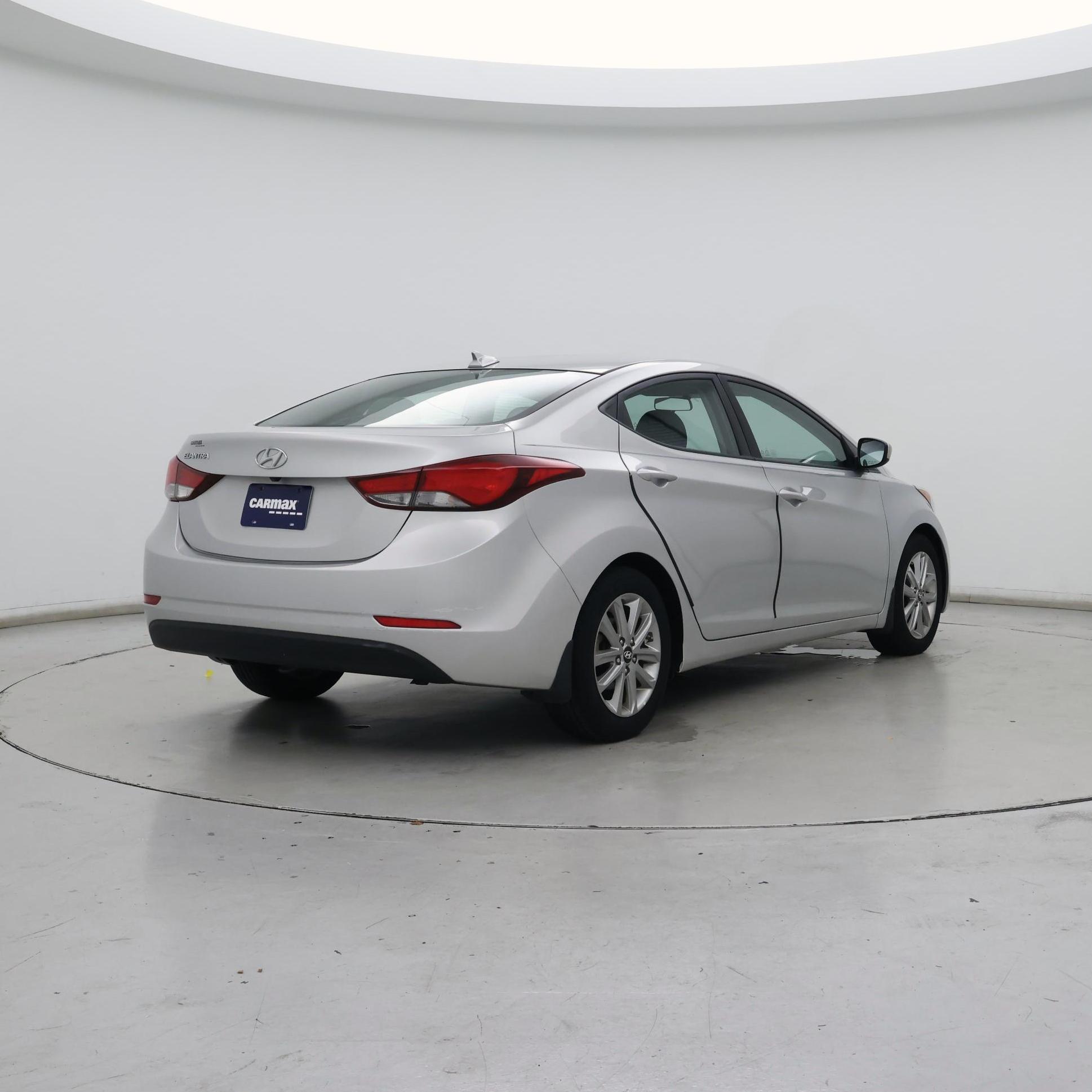 Thumbnail: 2016 Hyundai Elantra - 8