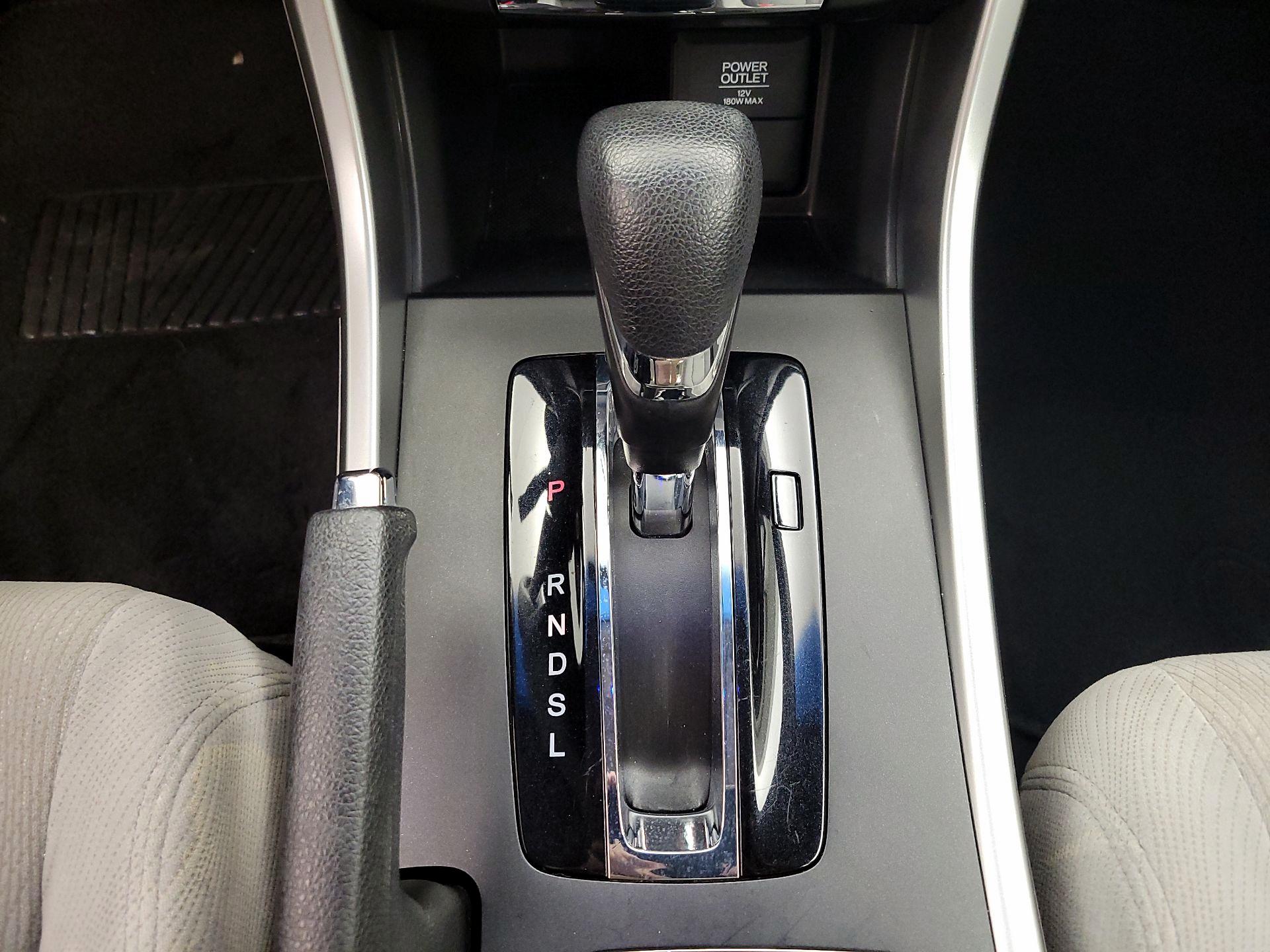 Thumbnail: 2013 Honda Accord - 17