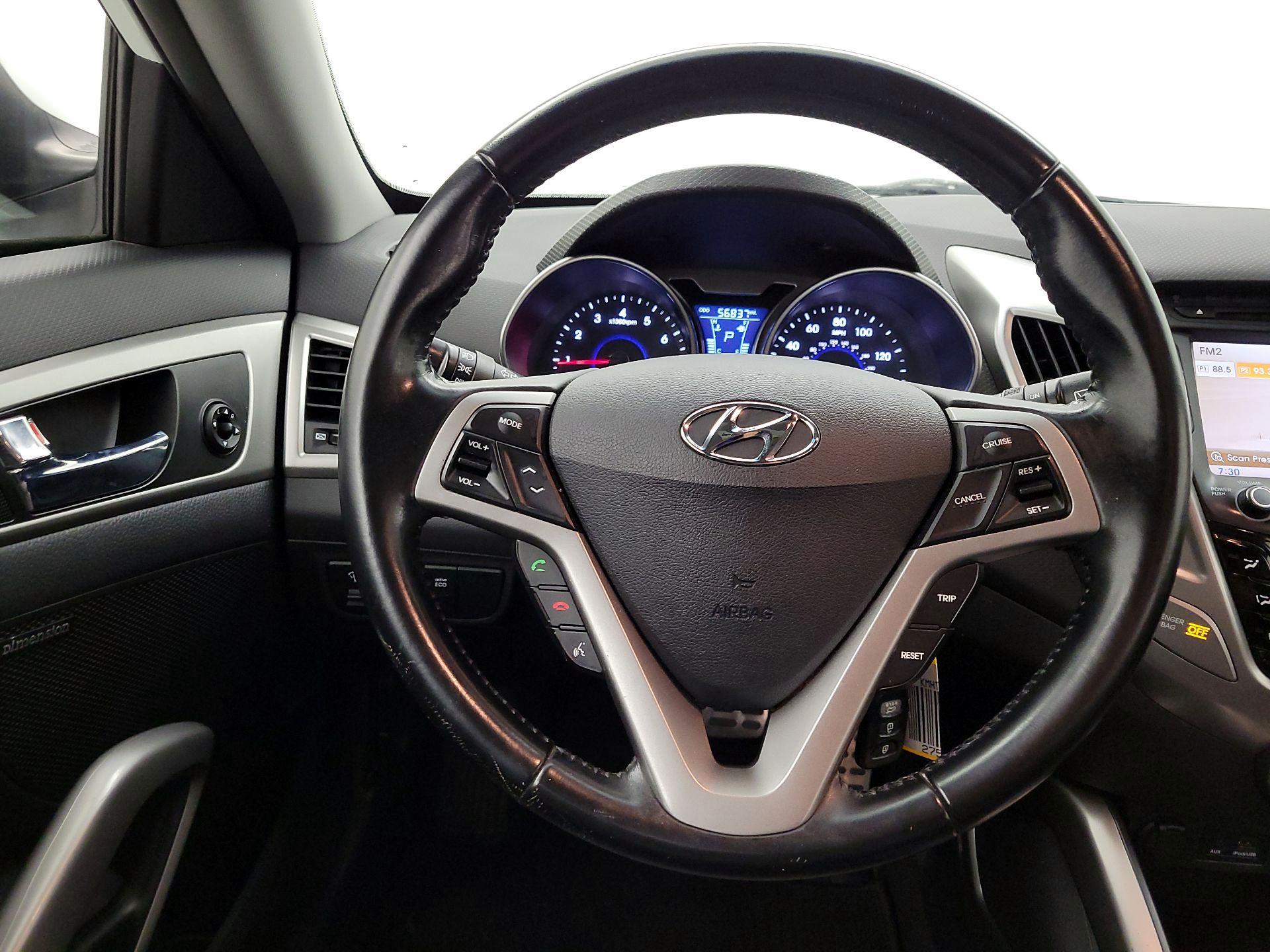 Thumbnail: 2014 Hyundai Veloster - 10
