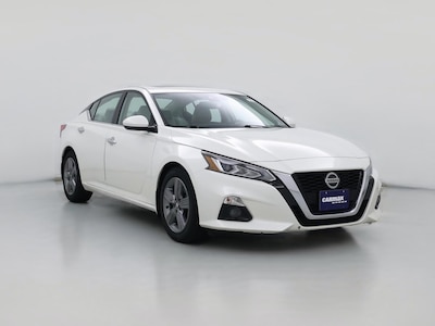 White 2019 Nissan Altima SL