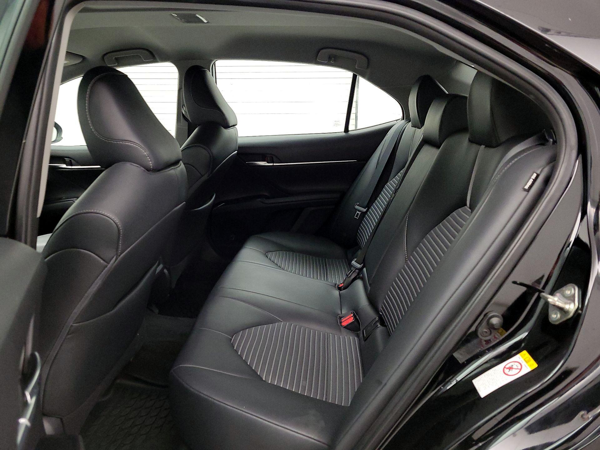 Thumbnail: 2019 Toyota Camry - 19