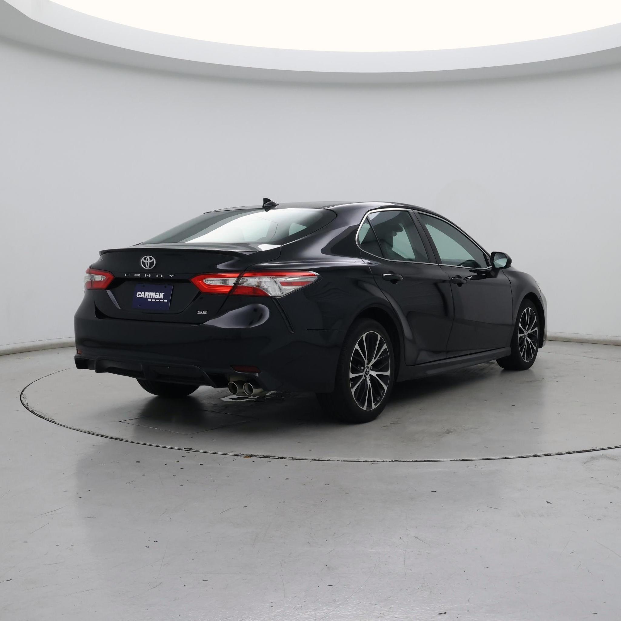 Thumbnail: 2019 Toyota Camry - 8