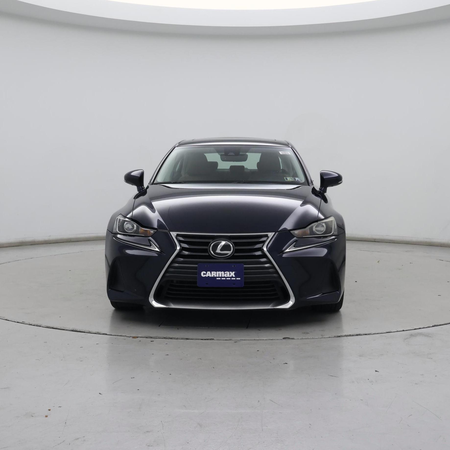 Thumbnail: 2017 Lexus IS - 5