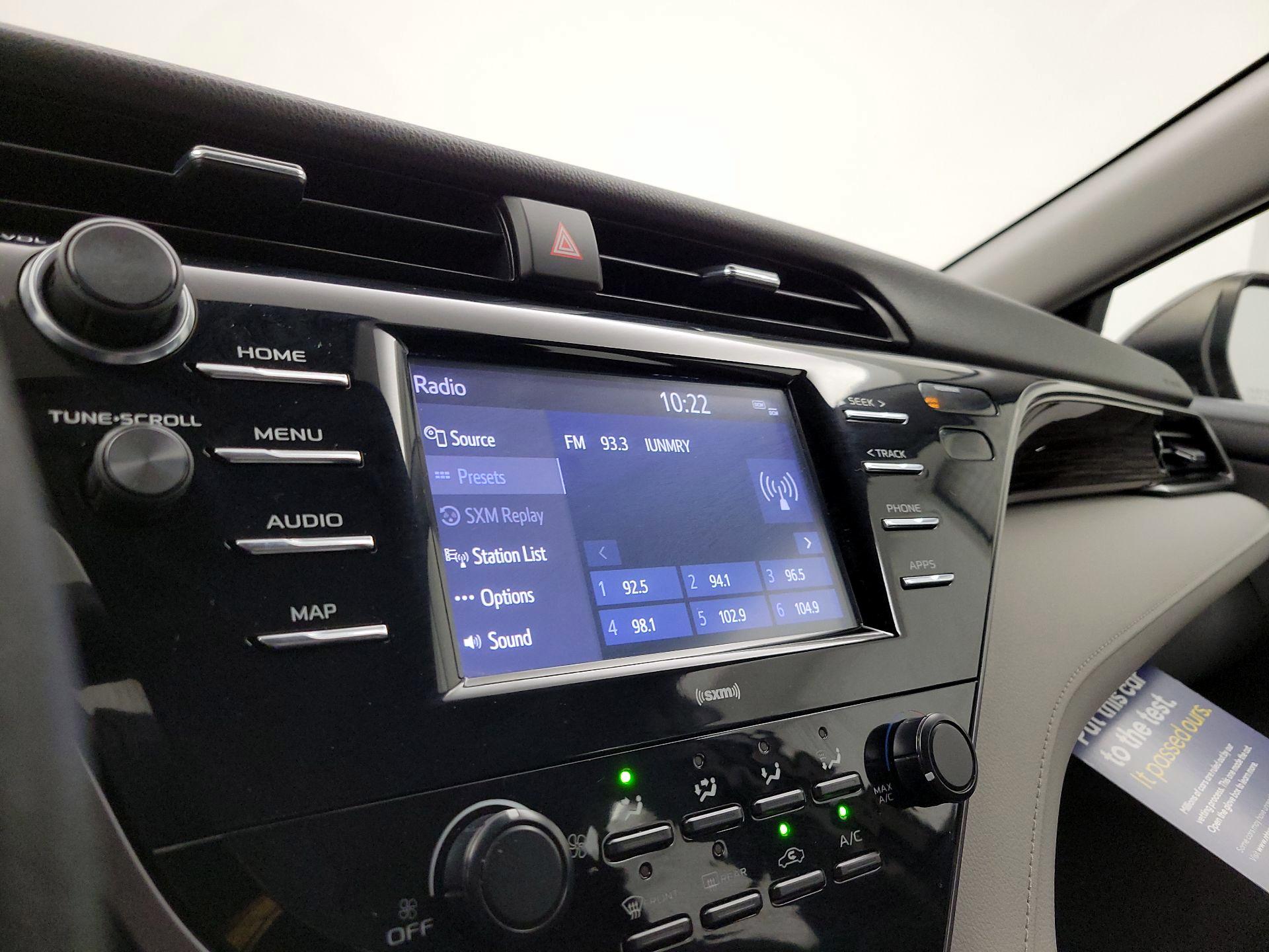 Thumbnail: 2020 Toyota Camry - 15