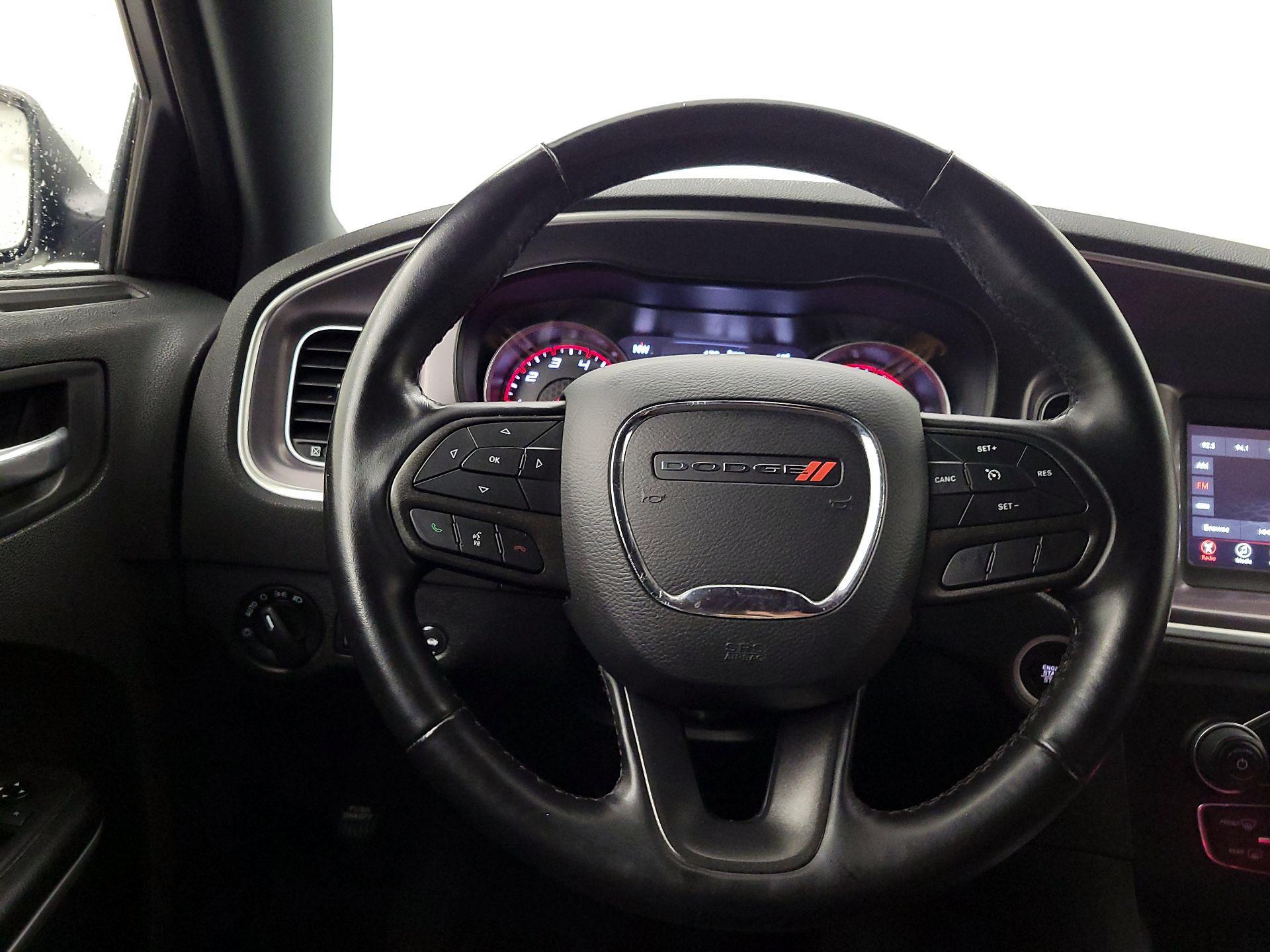 Thumbnail: 2020 Dodge Charger - 10